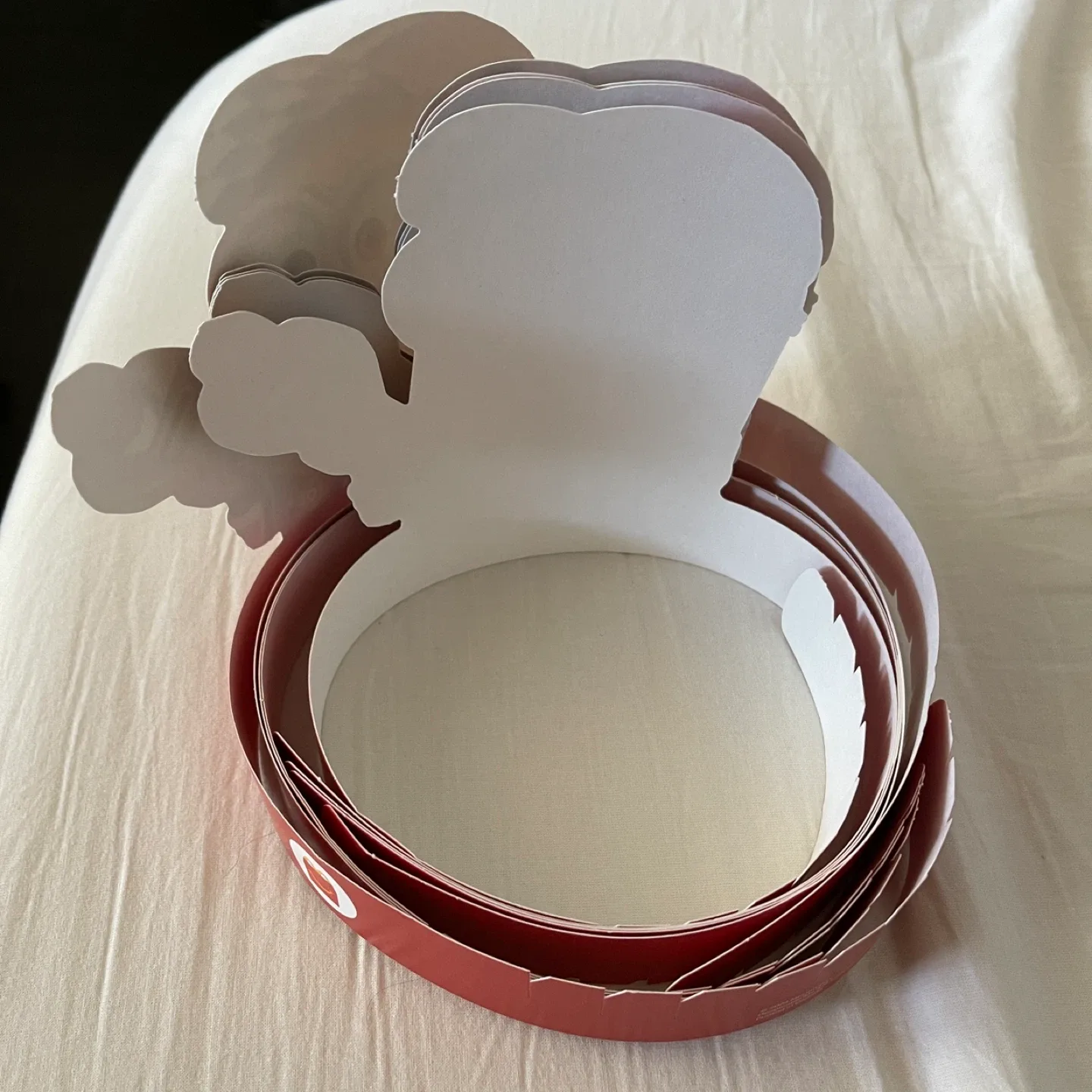 McDonald's Minion Paper Party Hats 🧡 image indicator(2)