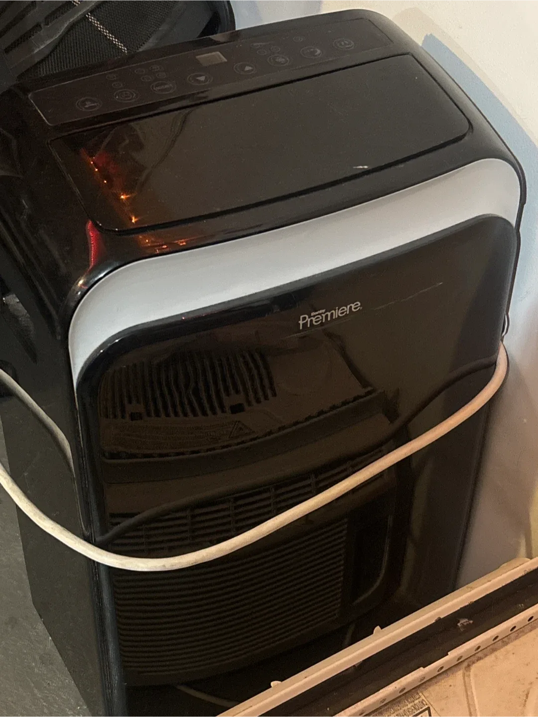 Premiere Portable Air Conditioner image indicator(2)