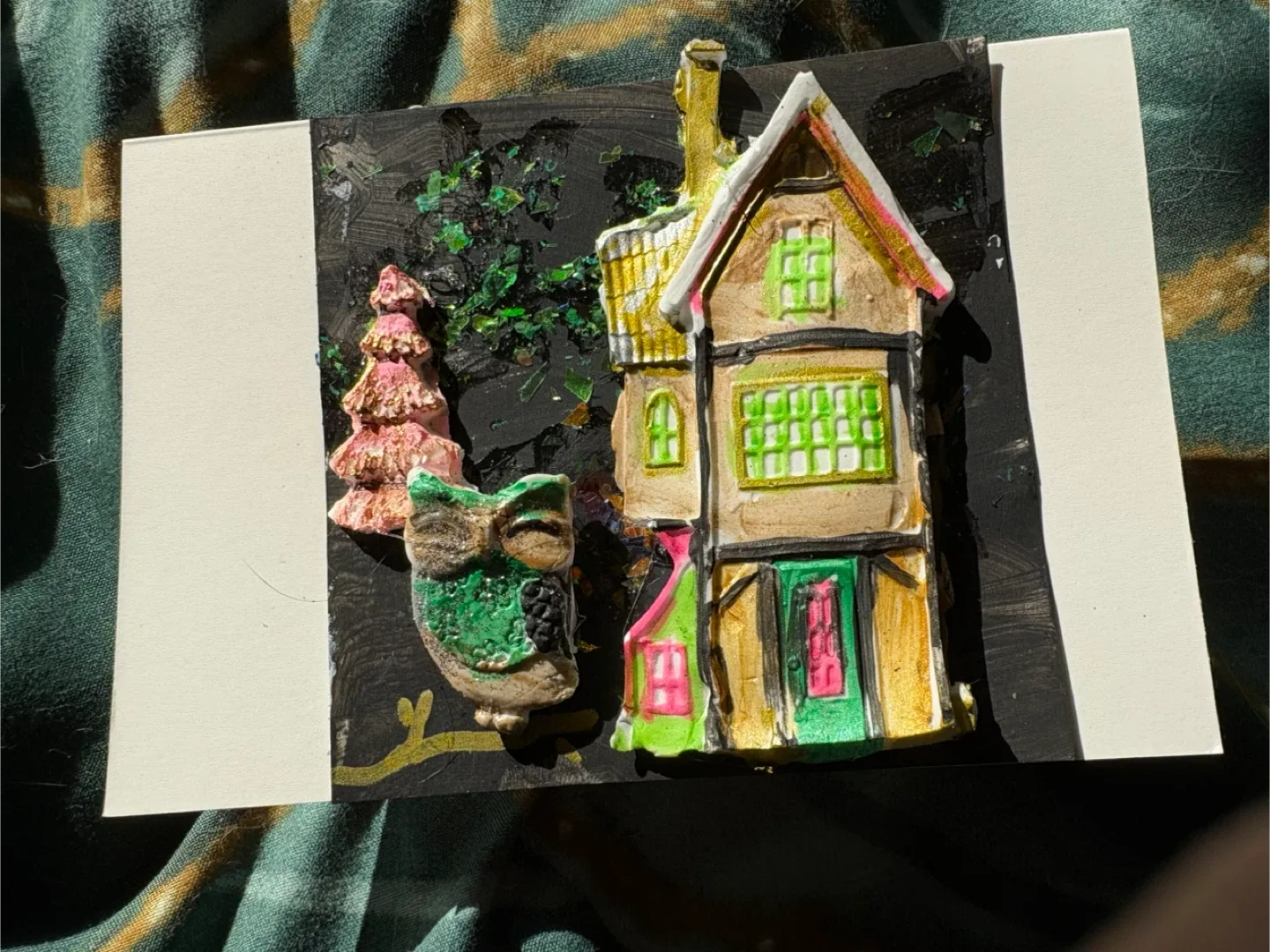 Whimsical art work image indicator(3)