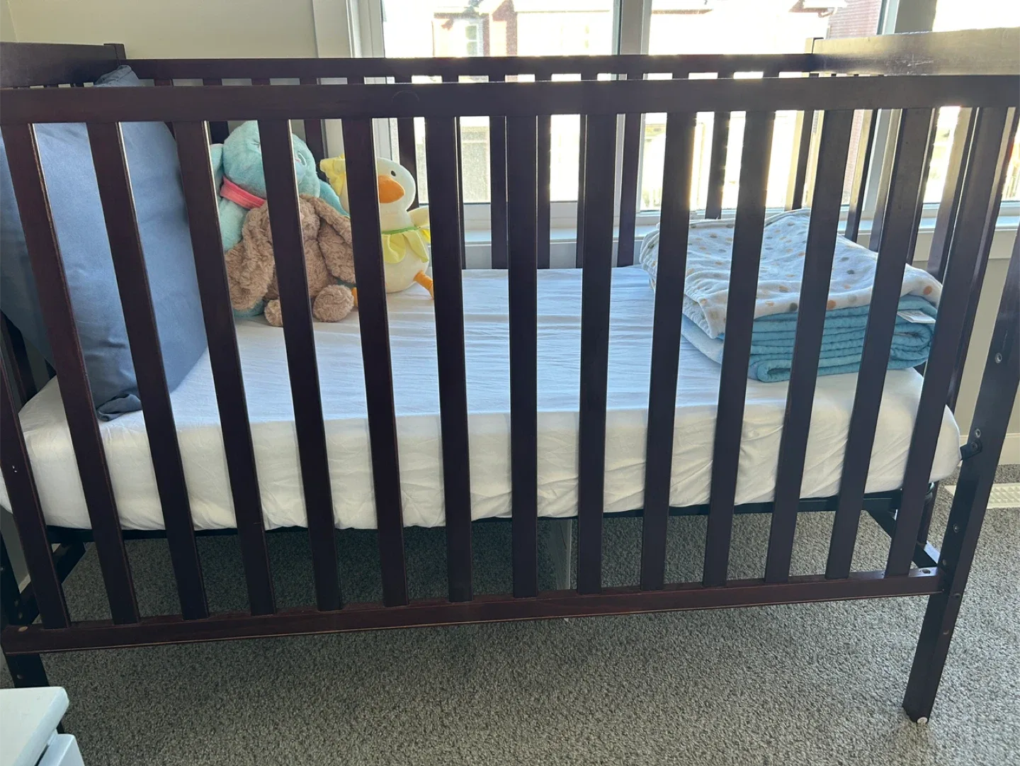 Convertible Crib - Espresso image indicator(3)