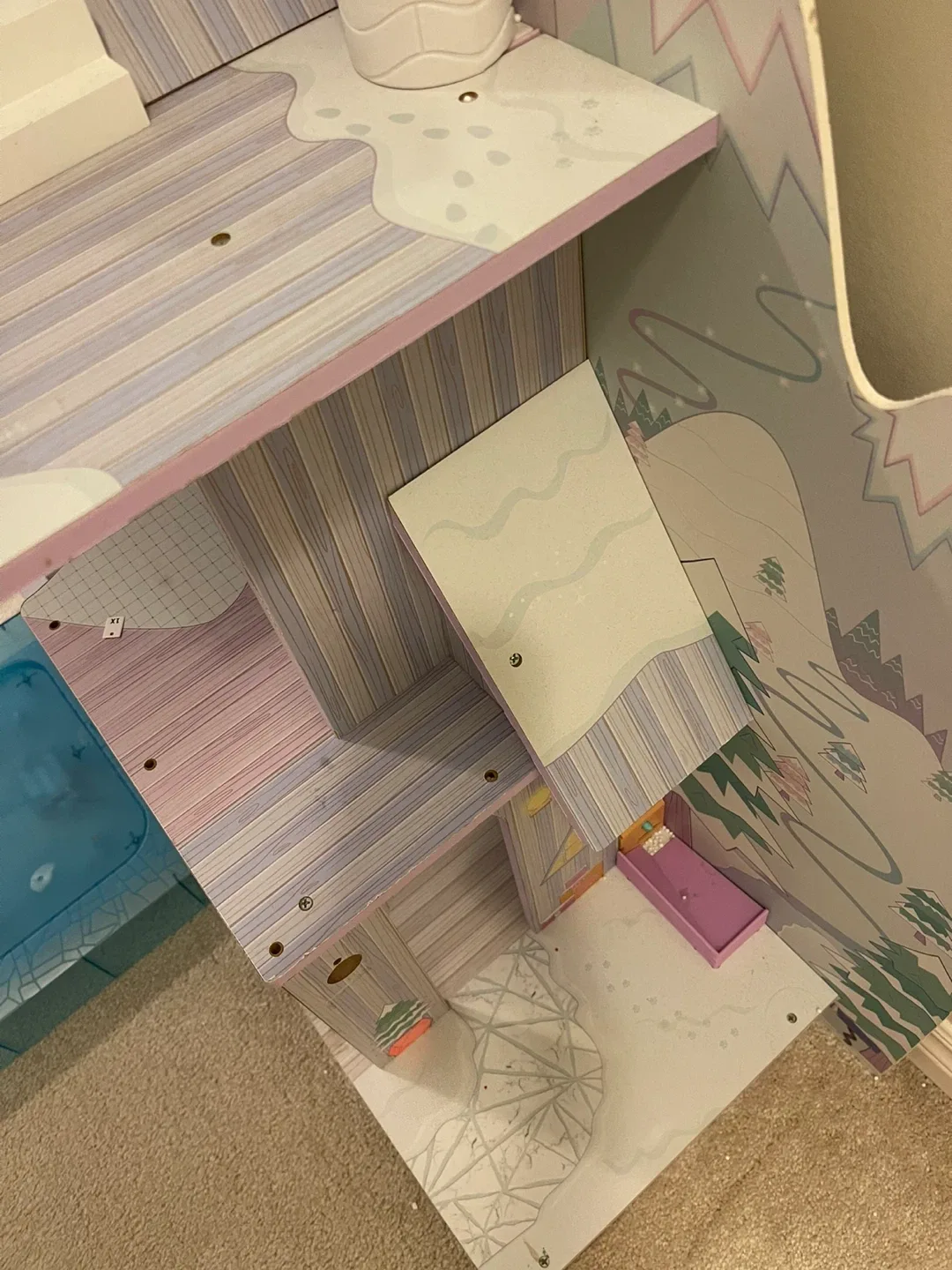 LOL Surprise! OMG House of Surprises Dollhouse image indicator(2)