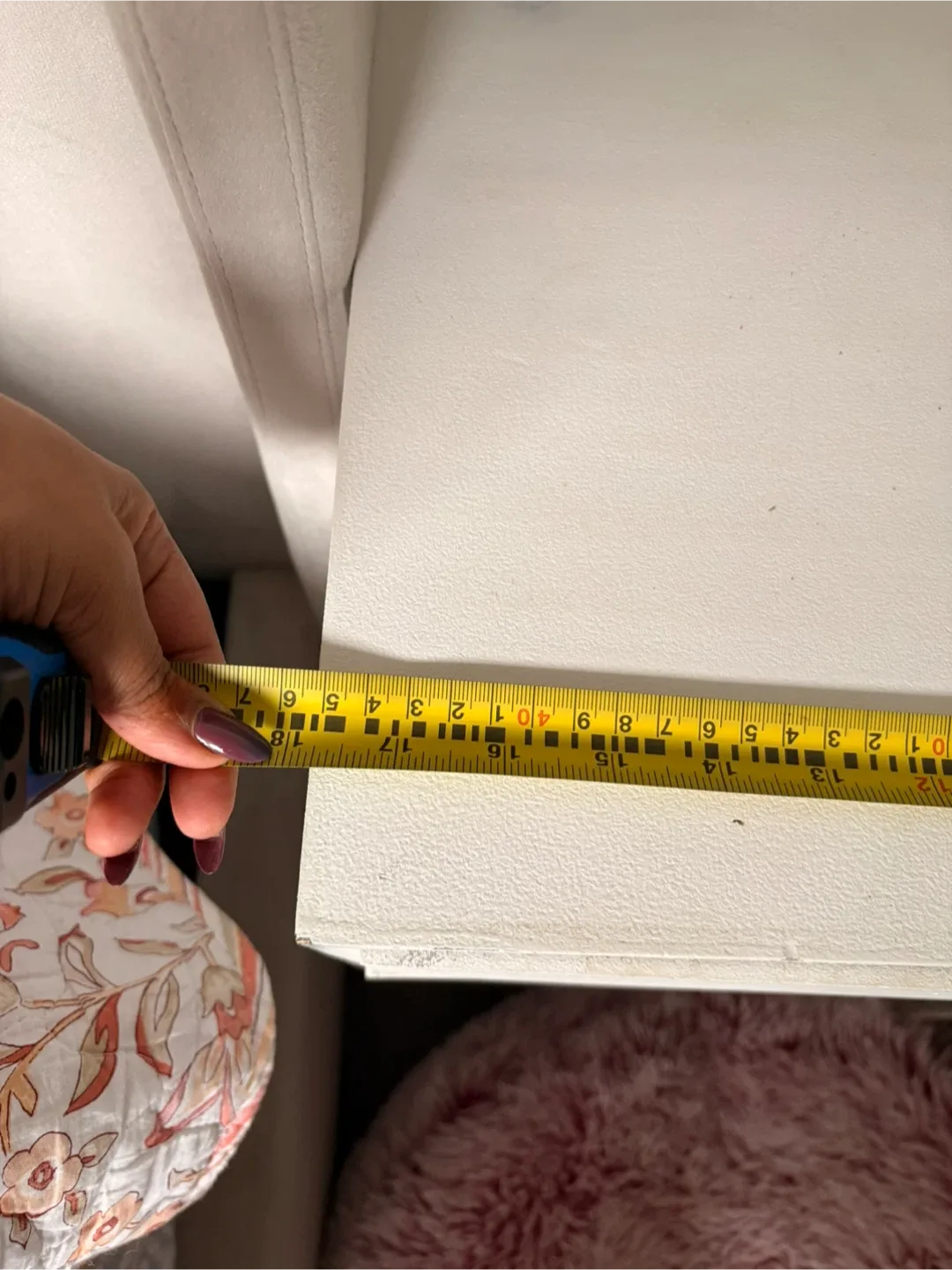 White & Wood Nightstand x2 image indicator(3)