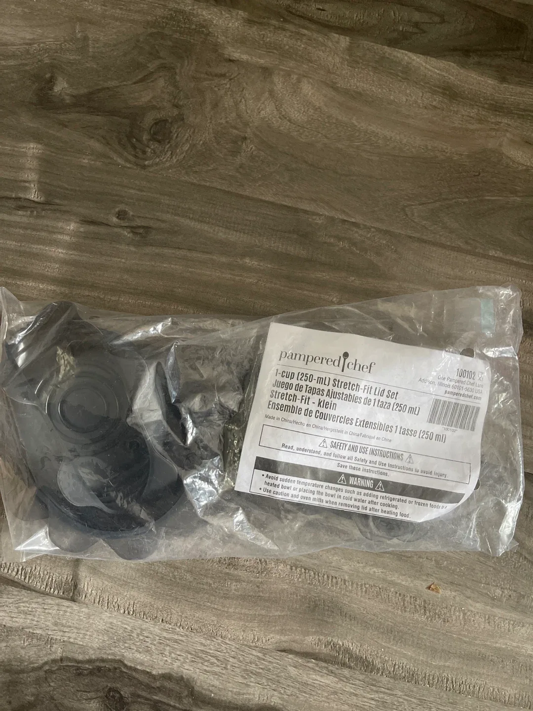 Pampered Chef 1-Cup Stretch-Fit Lid Set - New thumbnail