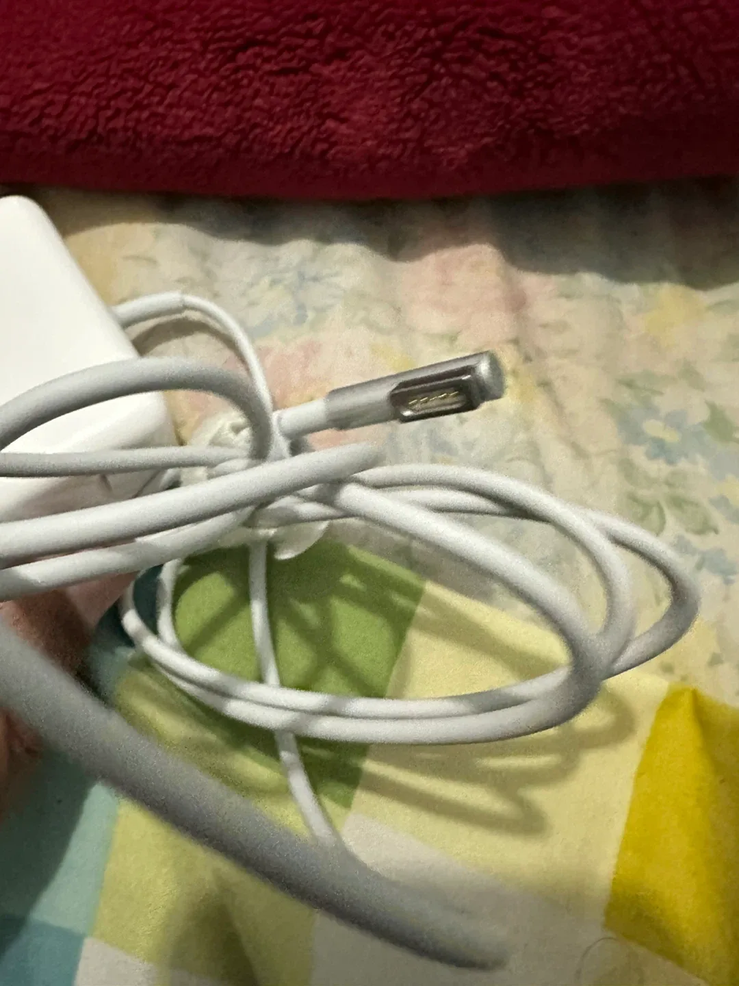 Apple 60W Replacement AC Adapter thumbnail