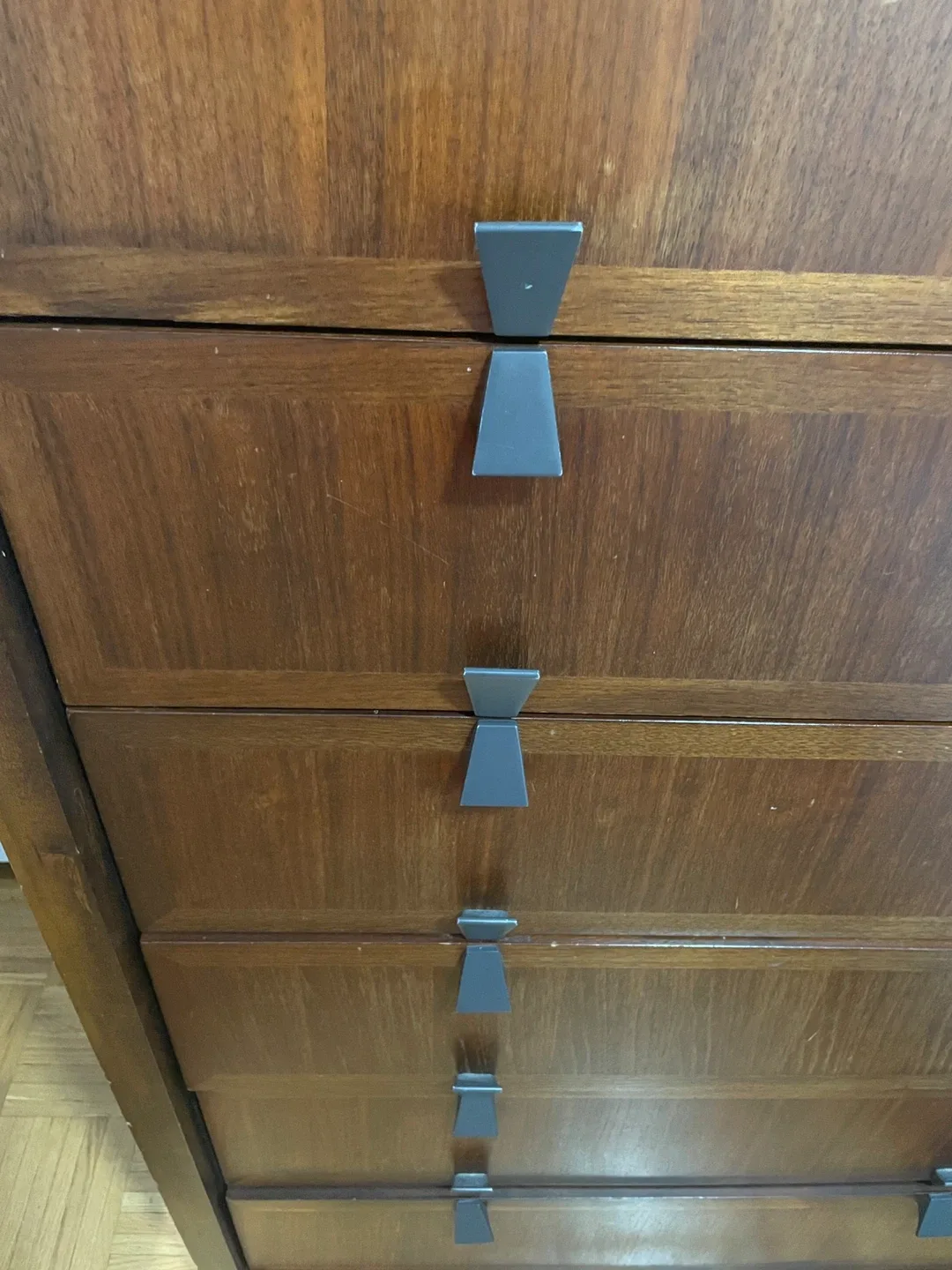 Wood Dresser - 6 Drawers image indicator(6)