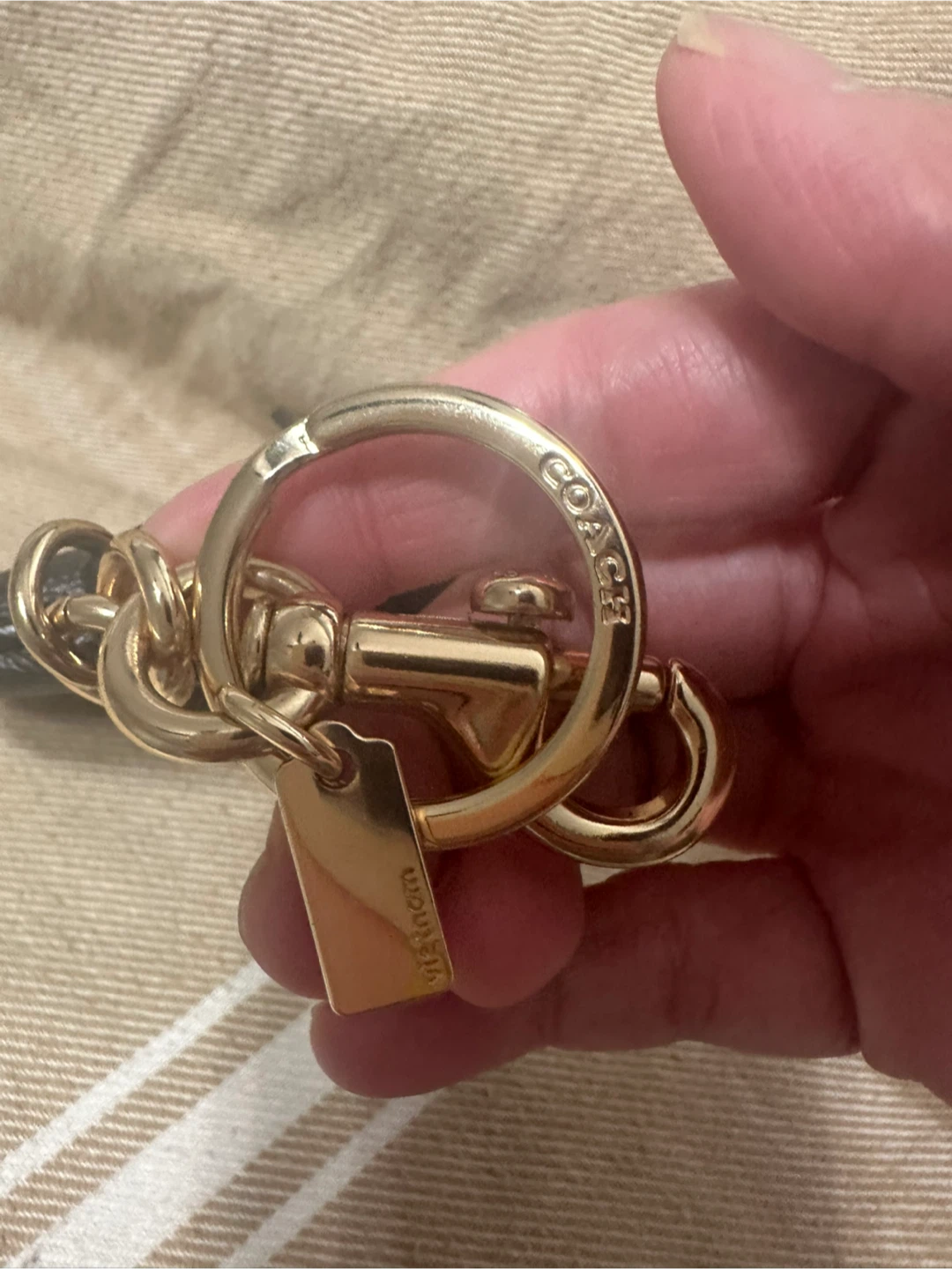 Authentic Coach Coin Purse Keychain - photo 5