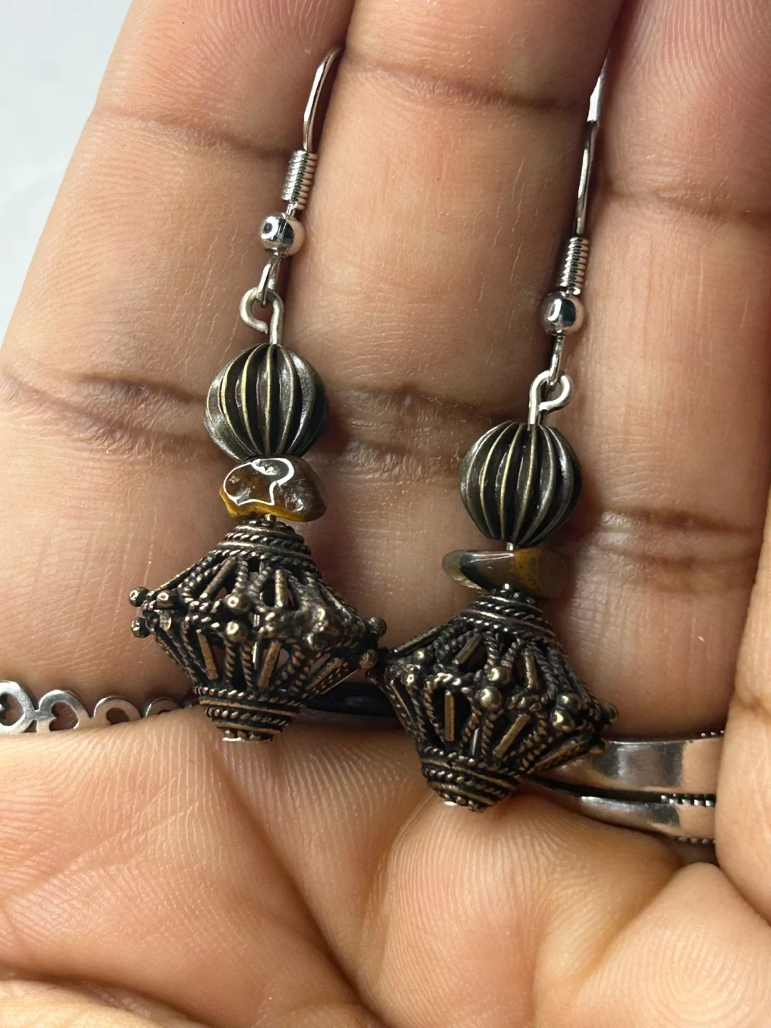 Handmade Beaded Earrings image indicator(7)