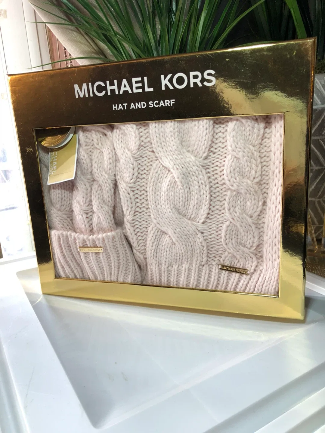 Michael Kors Hat and Scarf Set - Pink image indicator(2)