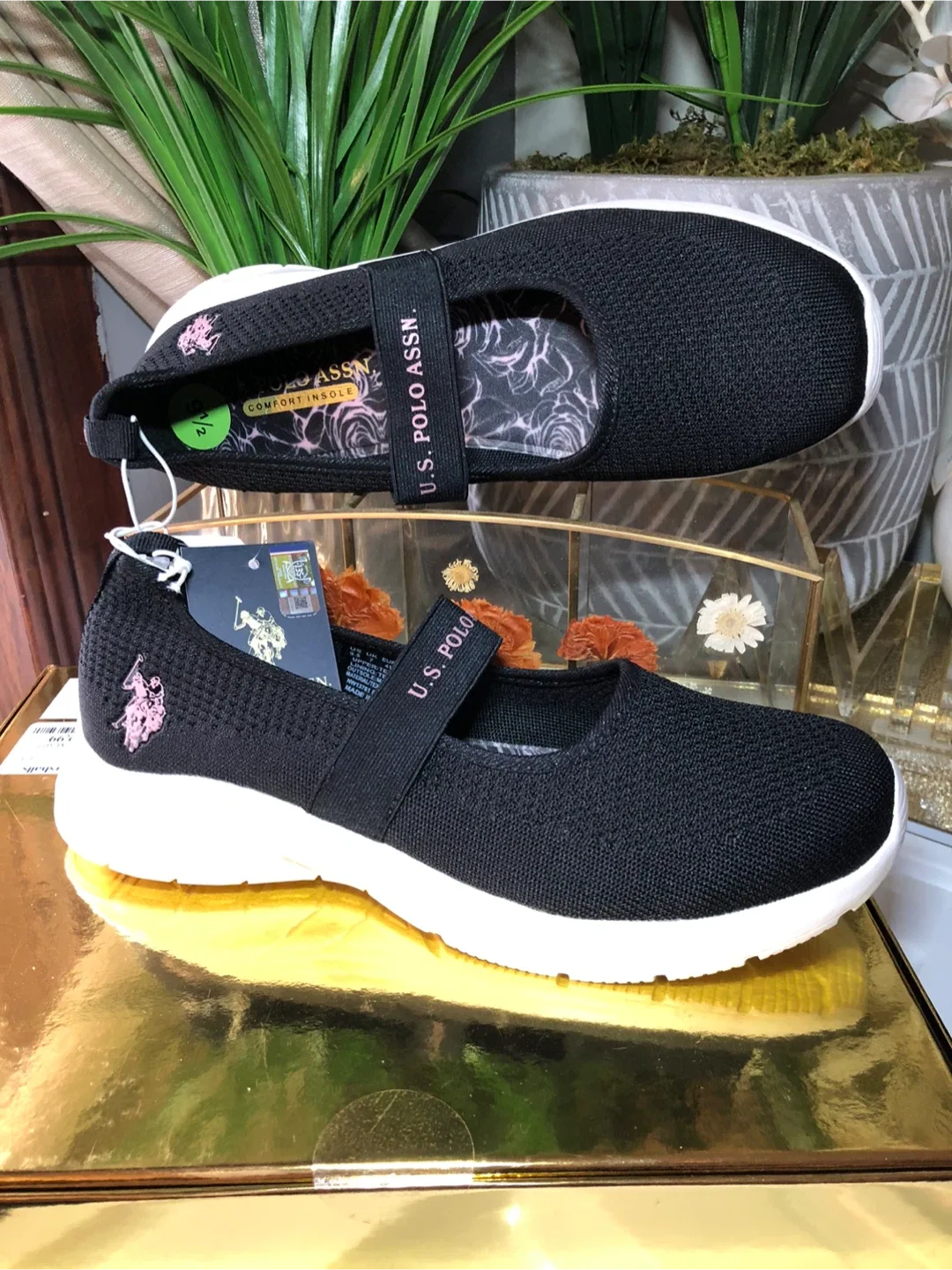 U.S. Polo Assn. Black Mary Jane Sneakers - Size 9.5 thumbnail