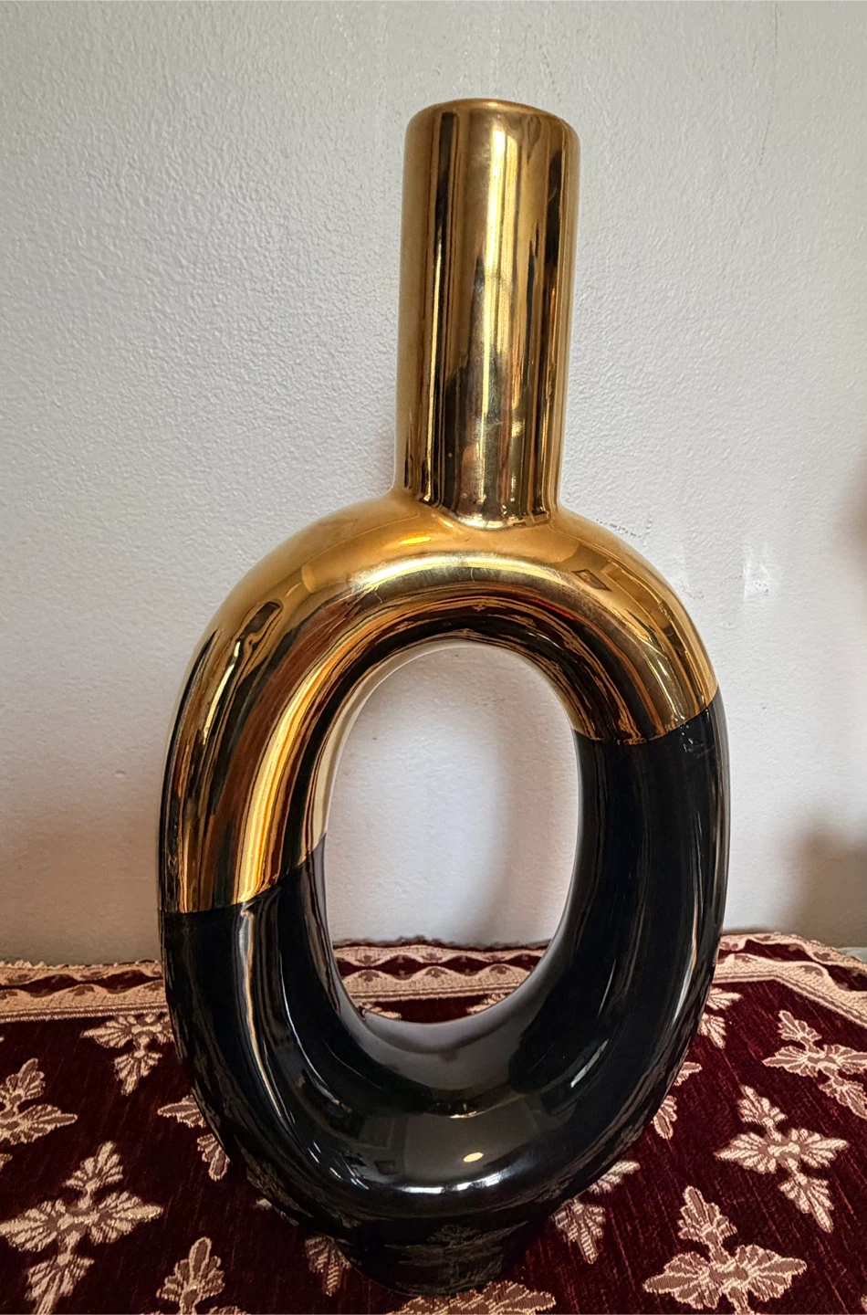 Black & Gold Decorative Vase