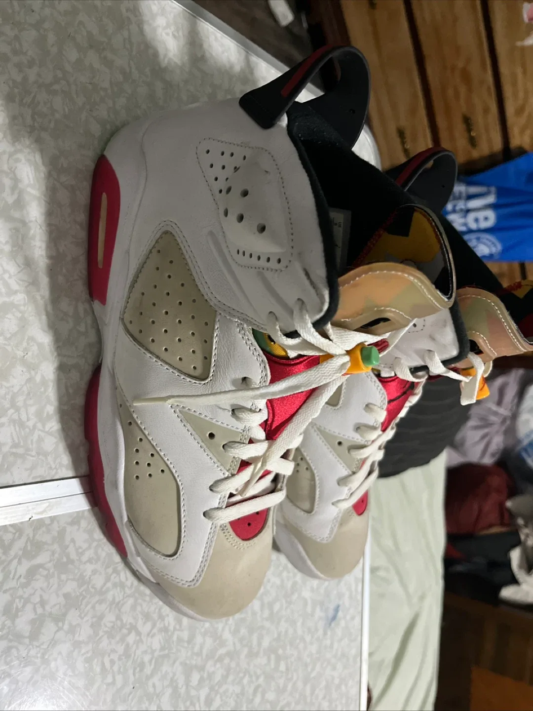 Air Jordan 6 Retro image indicator(4)