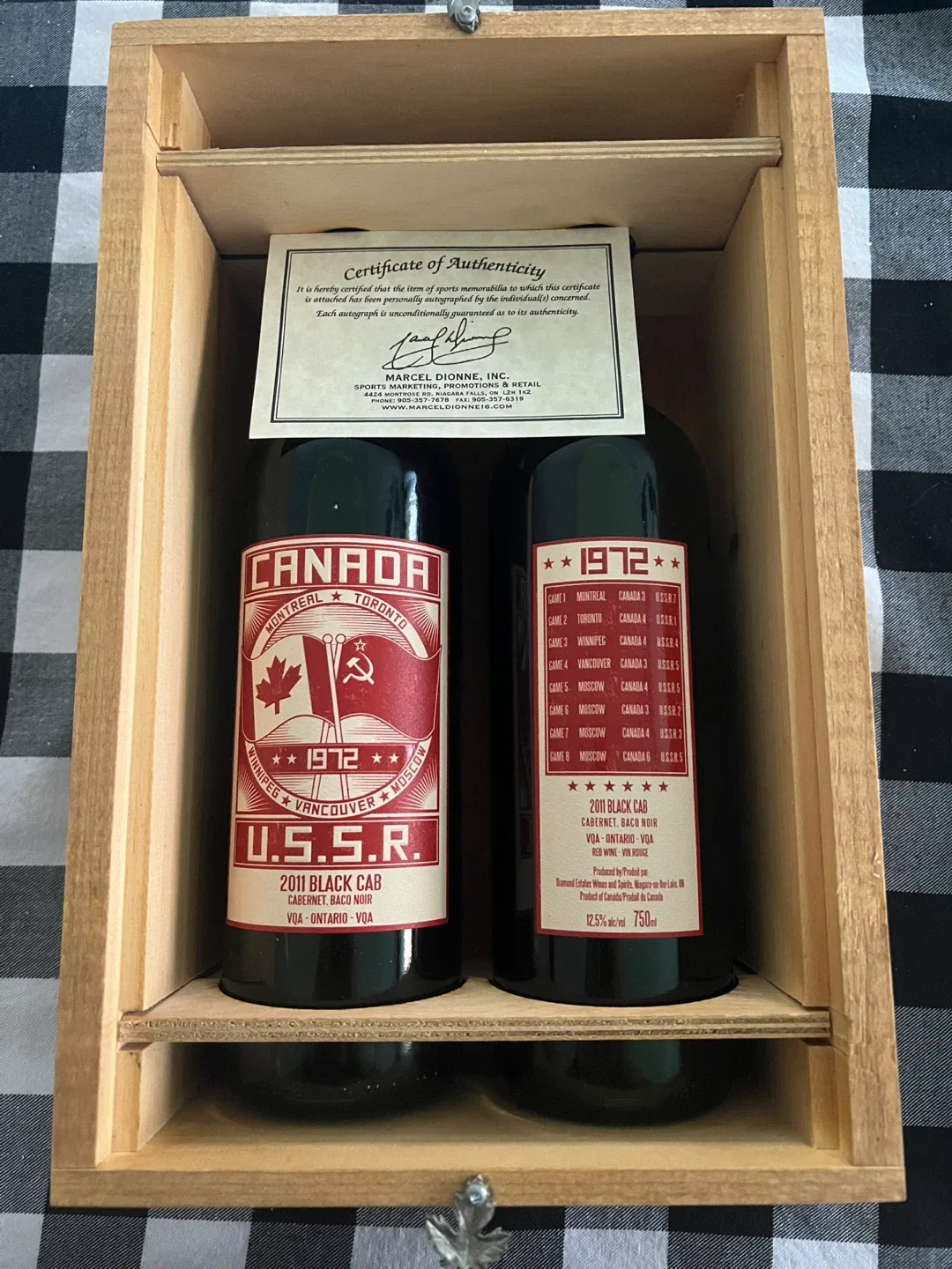 Marcel Dionne 1972 Summit Series Wine Set image indicator(3)