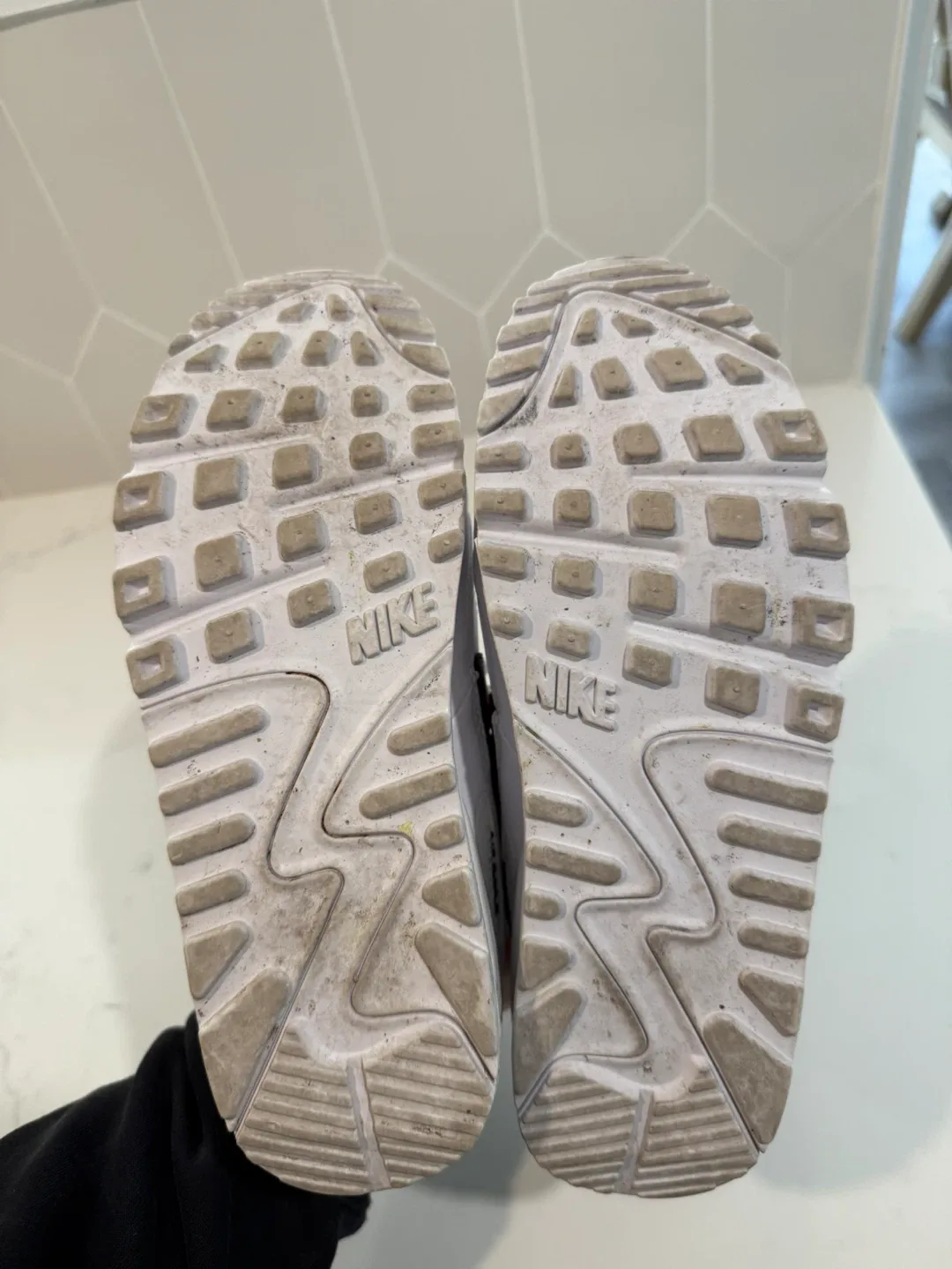 Nike Air Max 90 White Size 6 image indicator(5)