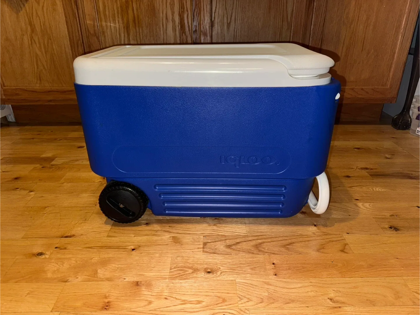 Igloo Wheelie Cooler image indicator(2)
