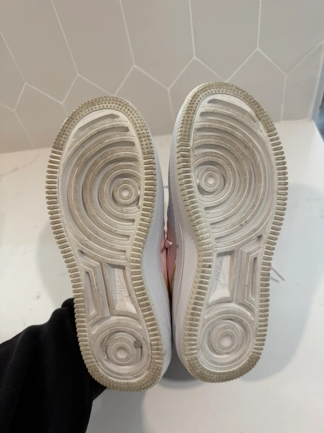 Nike Air Force 1, US 6.5 image indicator(6)