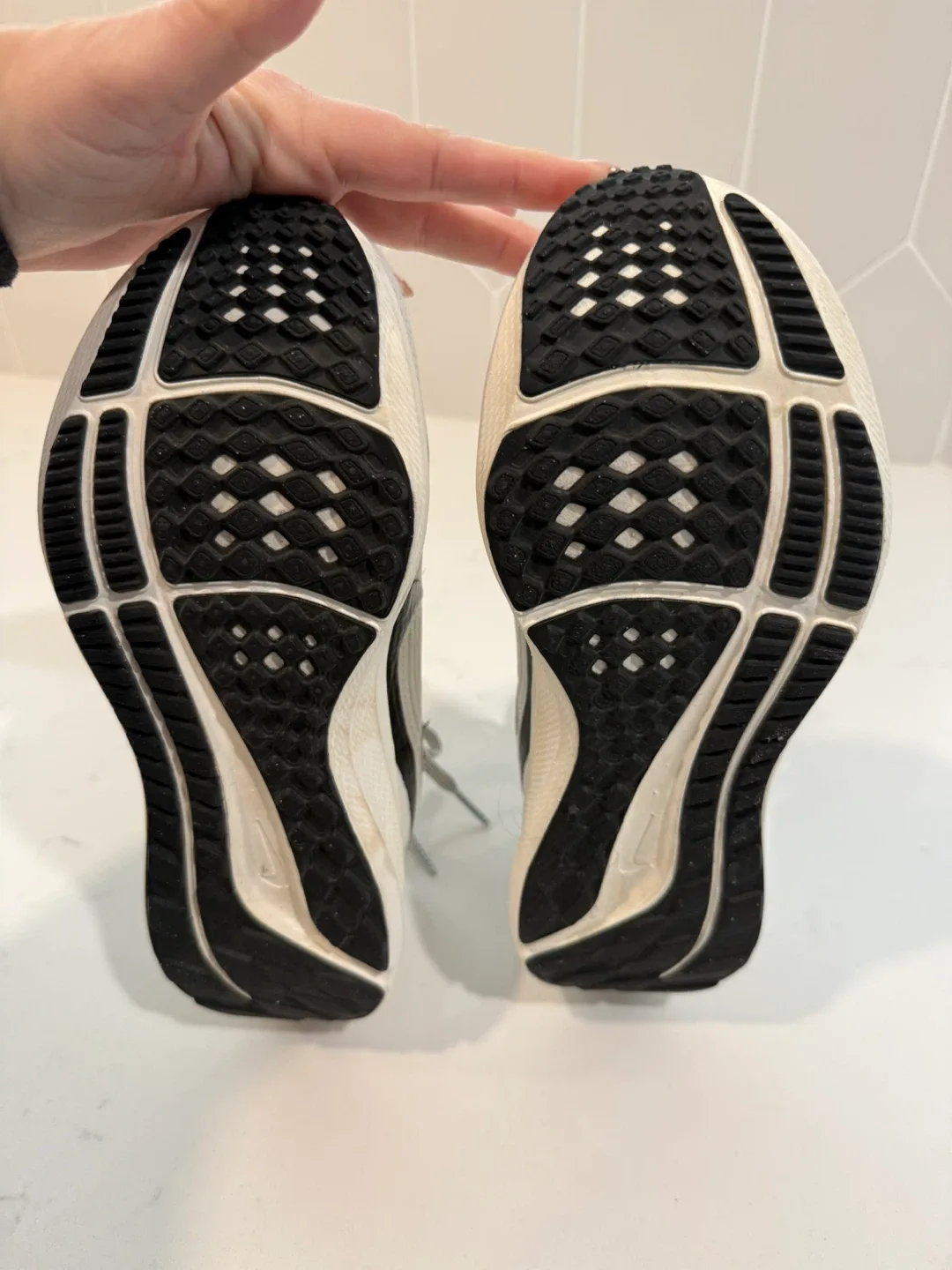 Nike Air Zoom Pegasus 39 White US 6 image indicator(3)