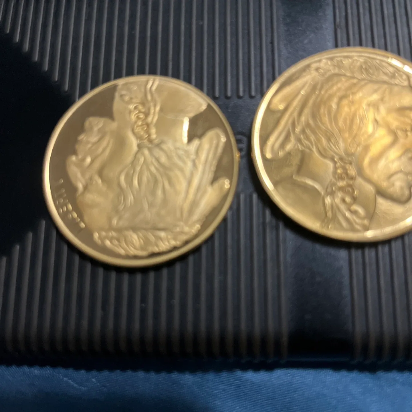 2 Gold Buffalo Rounds image indicator(3)