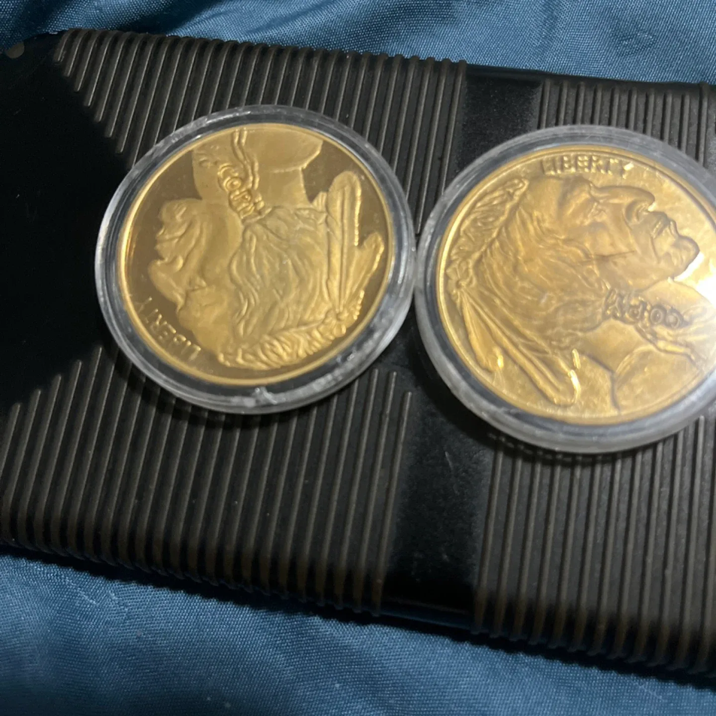 2 Gold Buffalo Rounds thumbnail