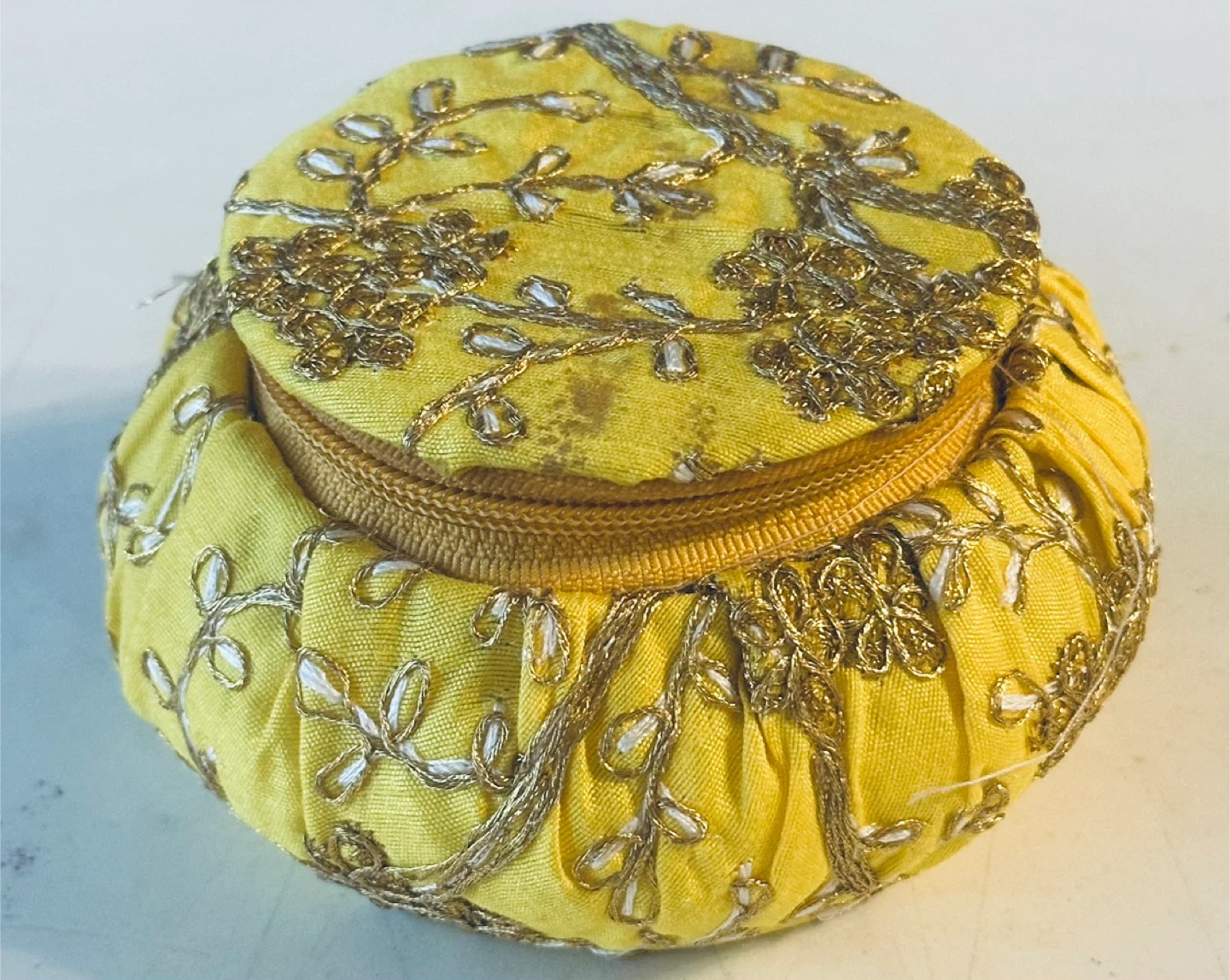 Yellow Embroidered Round Jewellery Box - photo 2