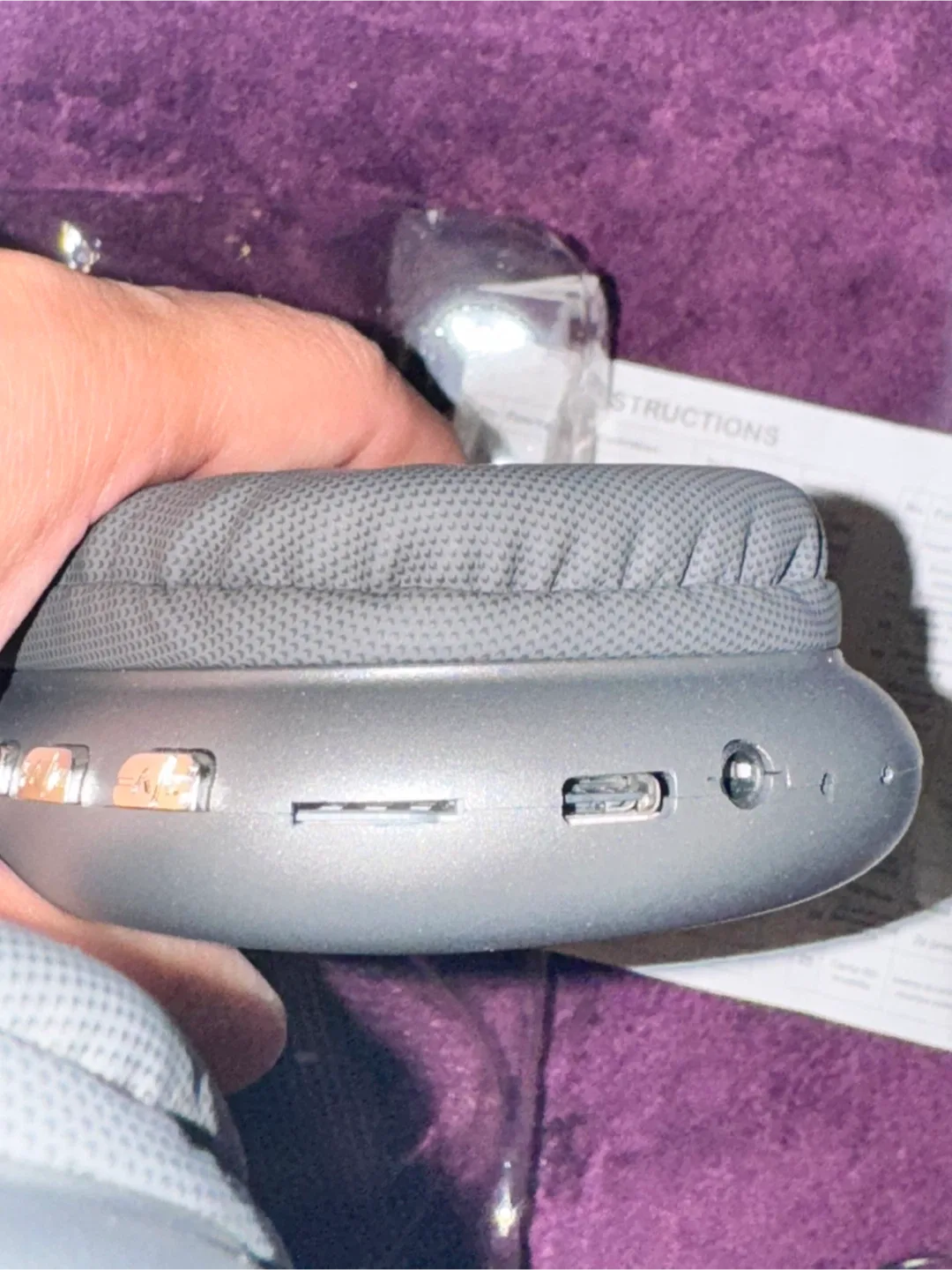 Wireless Bluetooth Headphones - New in Box image indicator(4)