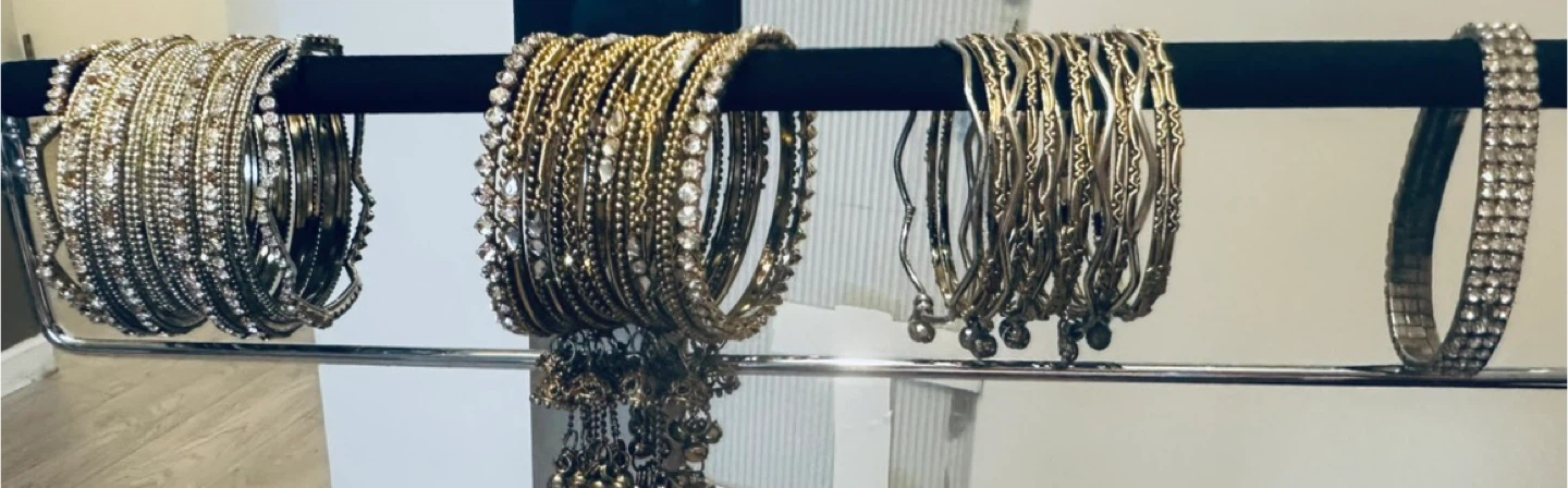 Set of Gold Bangles - photo 4