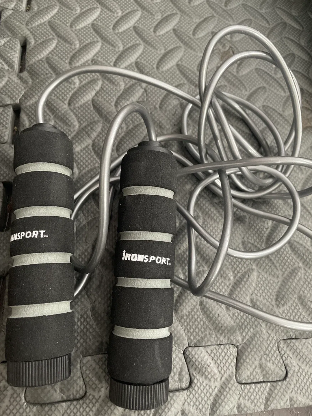 Ironsport Jump Rope thumbnail