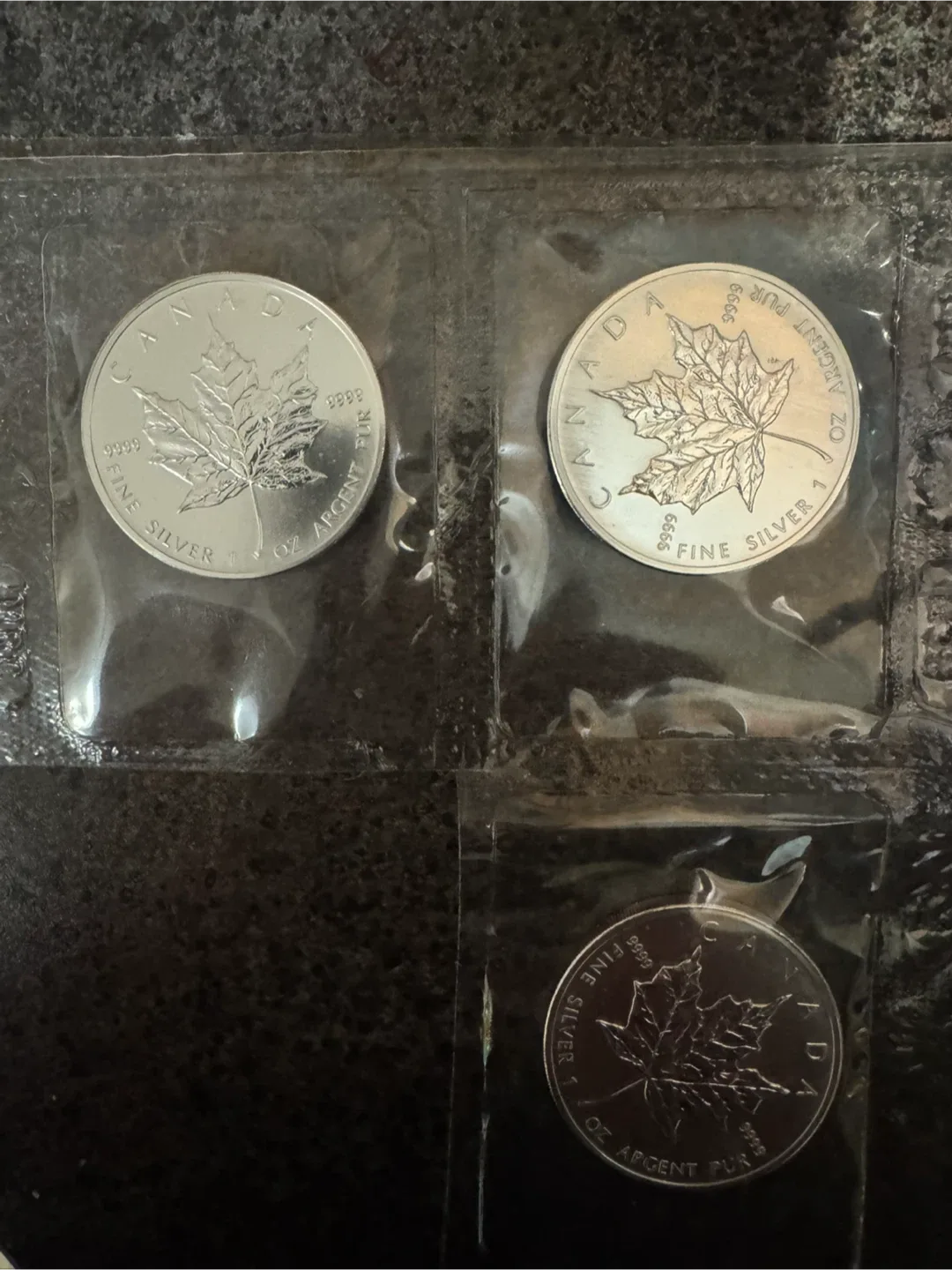 Canadian Maple Leaf 1 oz Fine Silver Coins image indicator(2)