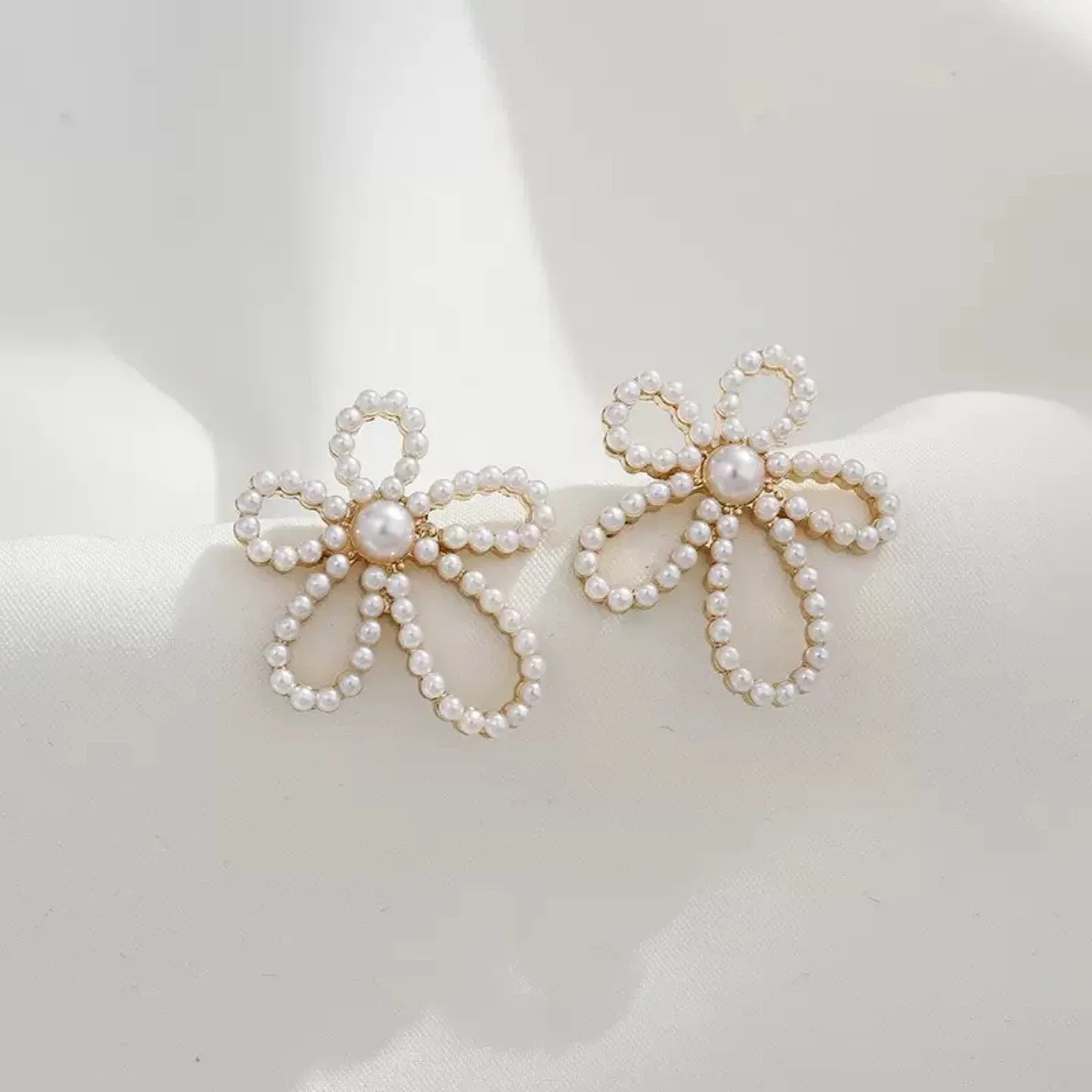 Flower Earrings Cute Earrings image indicator(4)