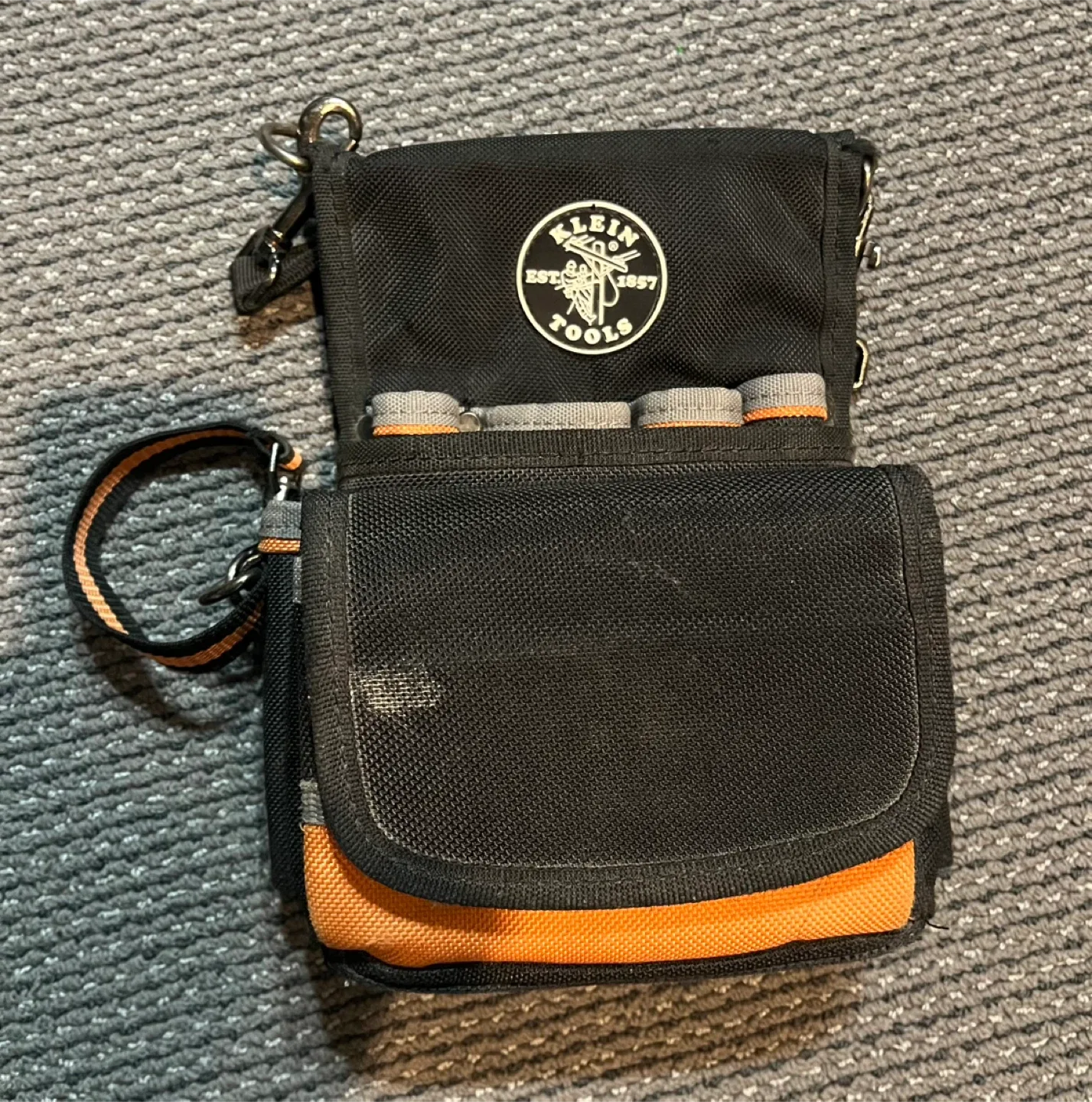 Klein Tools Tool Belt & Accessories image indicator(3)