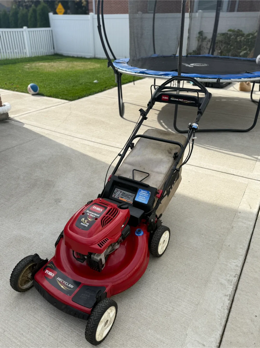 Toro Recycler 6.5 HP Lawn Mower thumbnail