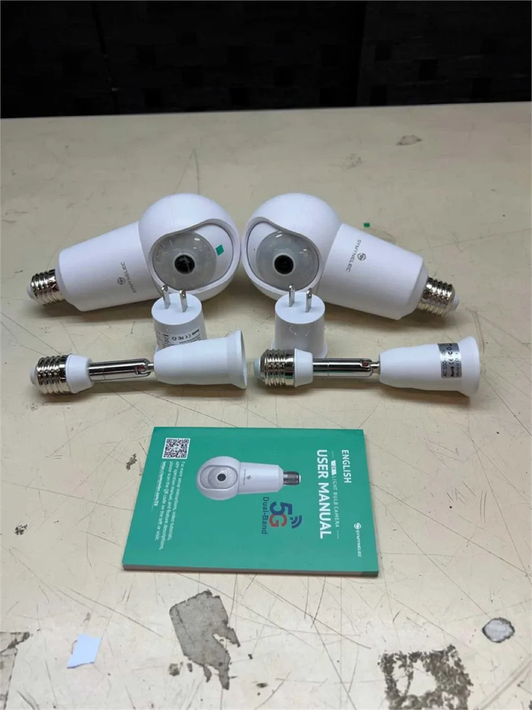 SYMNELEC 5G Dual-Band Light Bulb Camera image indicator(4)