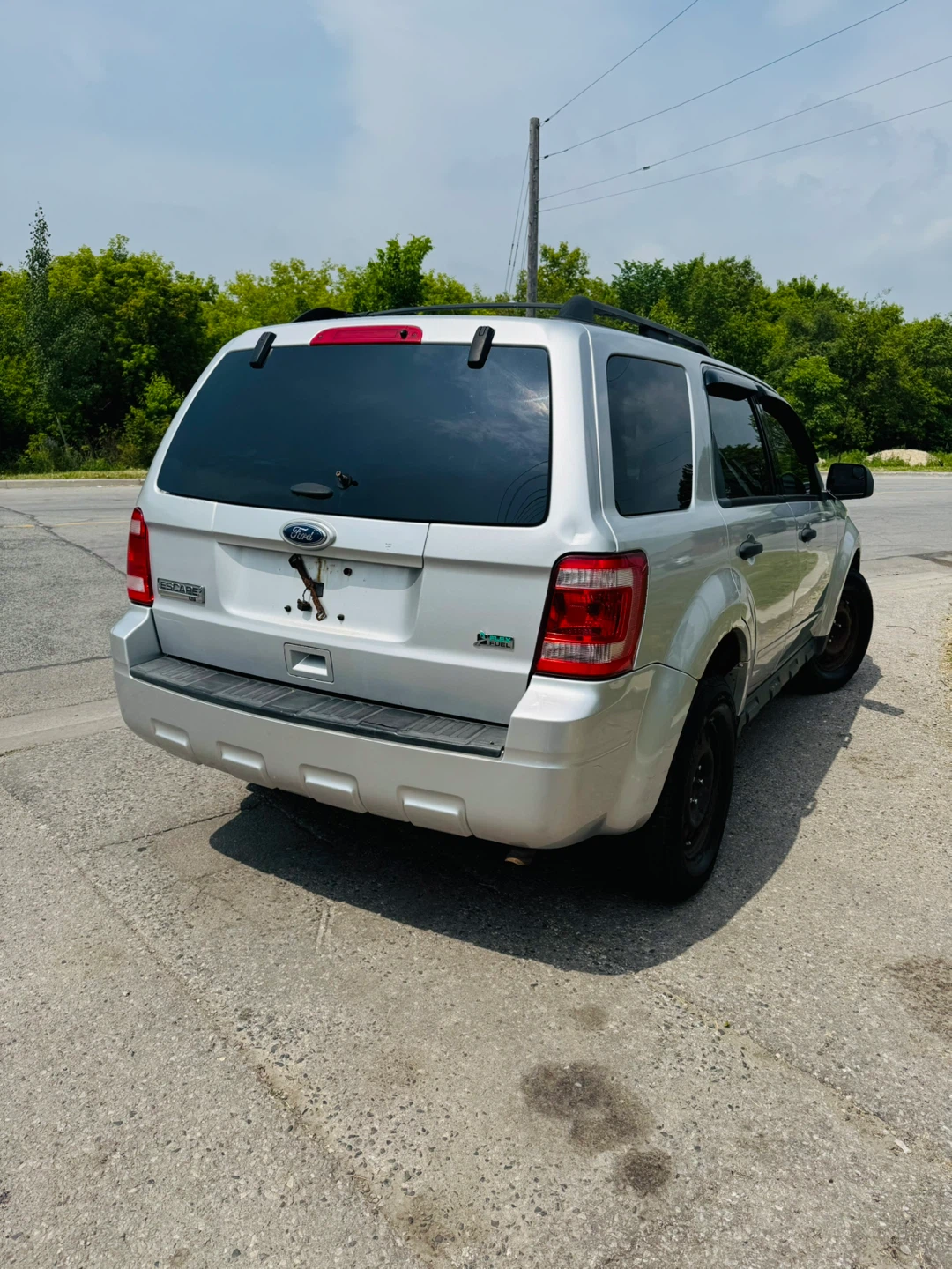 Ford Escape SUV - Silver - photo 4
