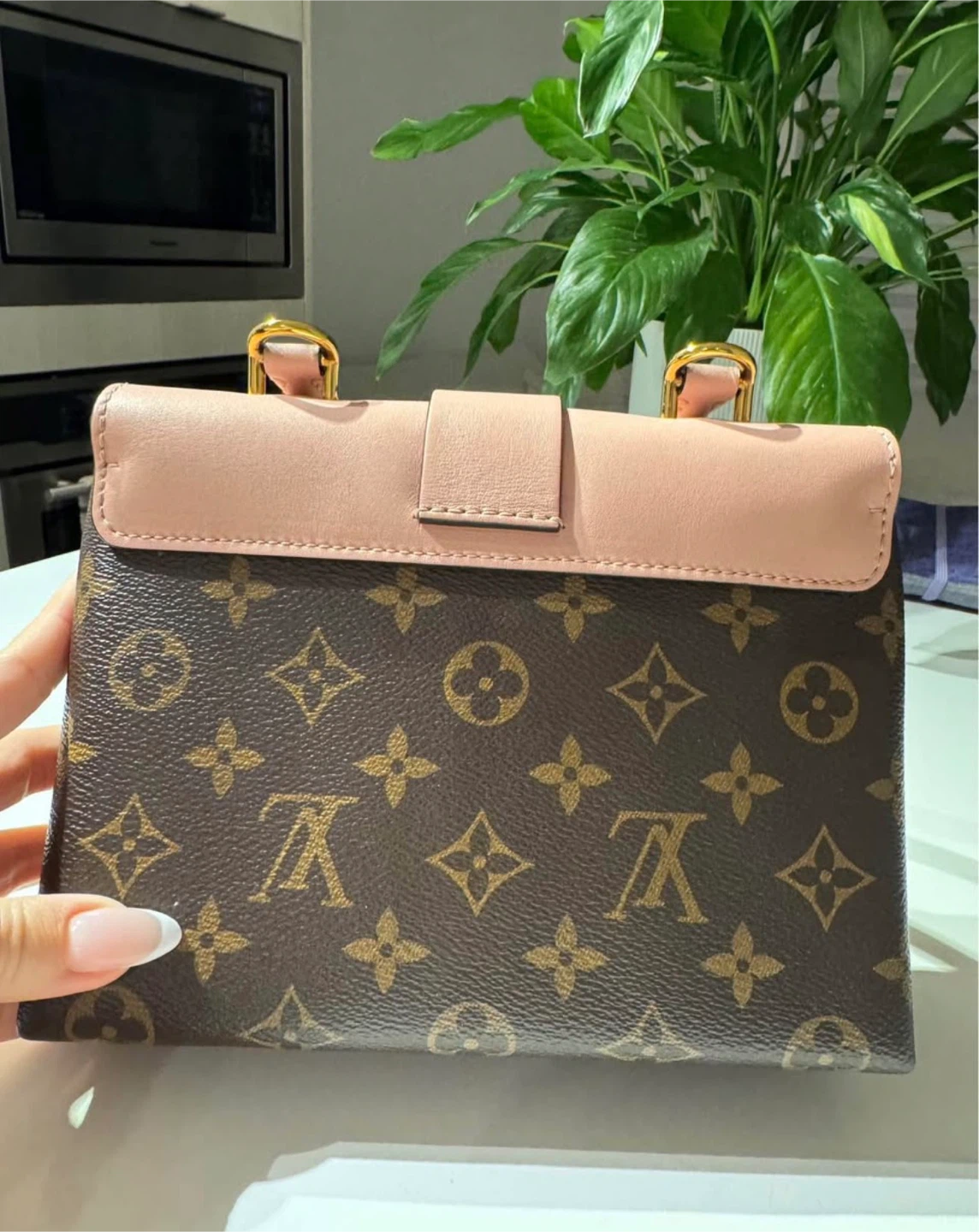 Rare Louis Vuitton Locky BB handbag - photo 2