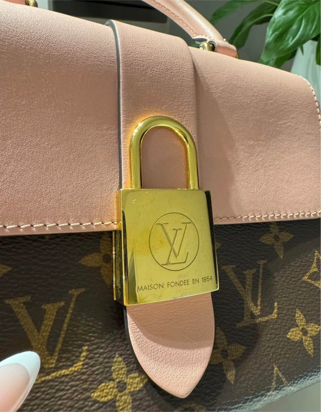 Rare Louis Vuitton Locky BB handbag - photo 3