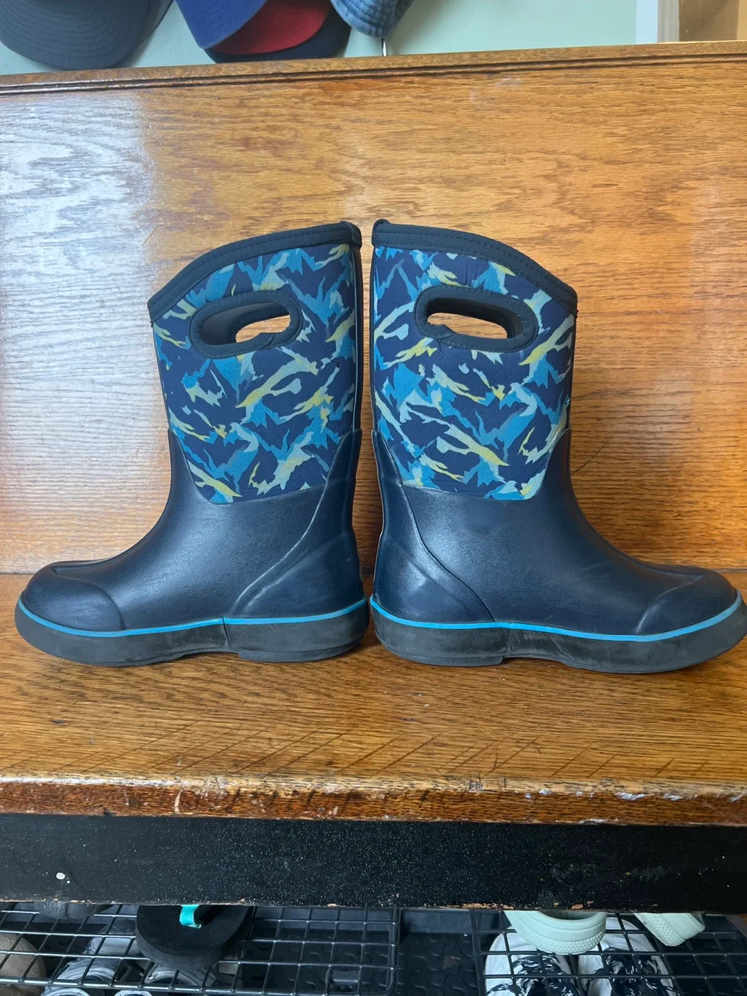 Bogs Classic II Winter Boots - Size 2 image indicator(3)