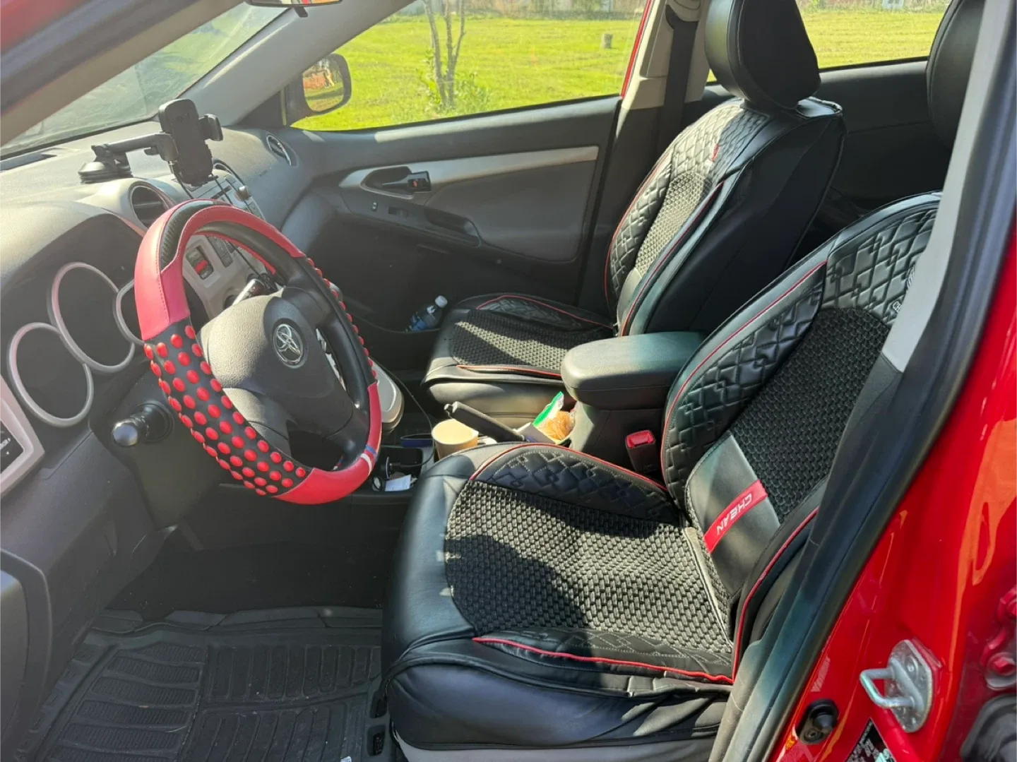 2010 Toyota Matrix - Red image indicator(4)