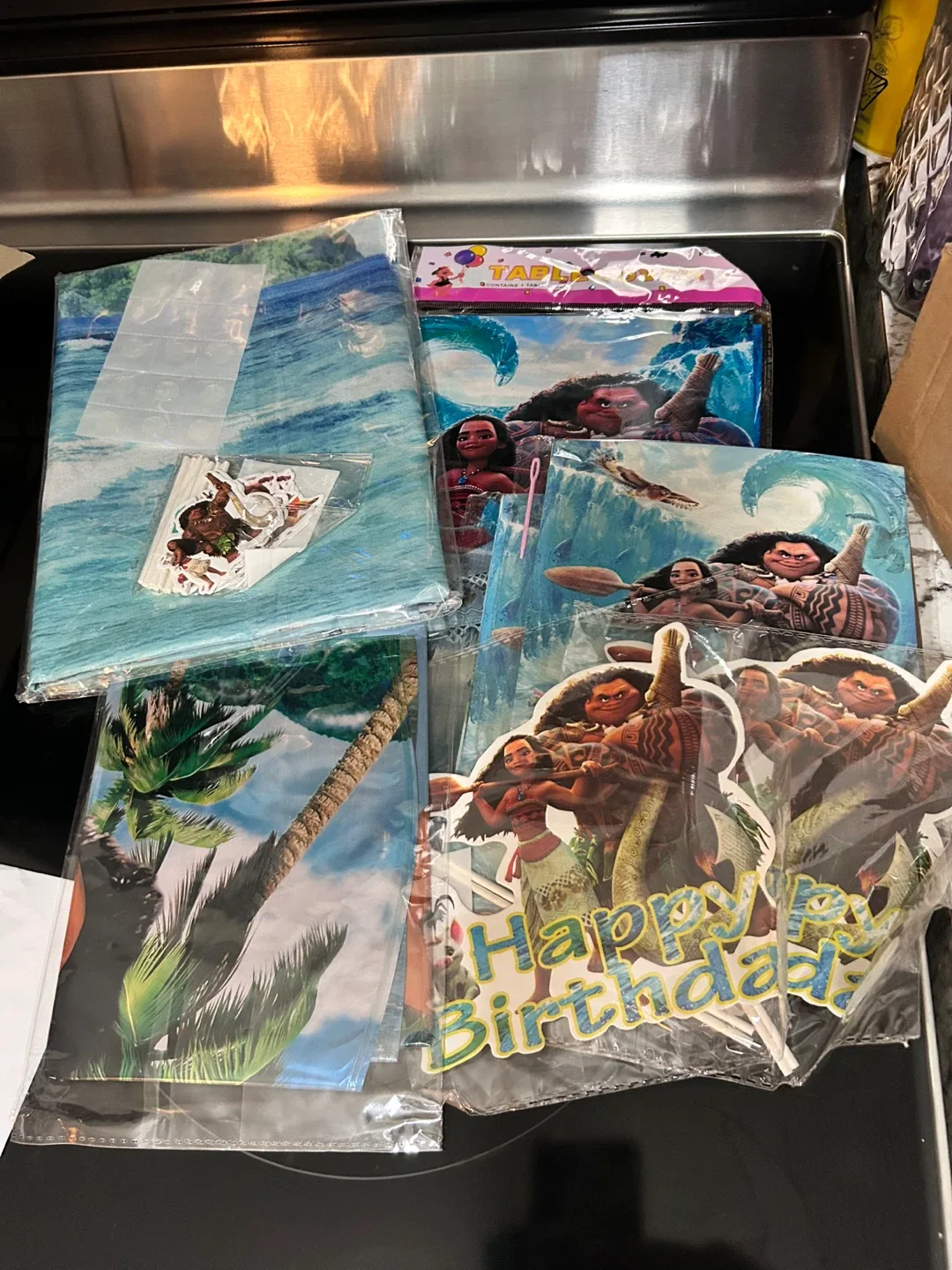 Moana Birthday Party Supplies - New thumbnail