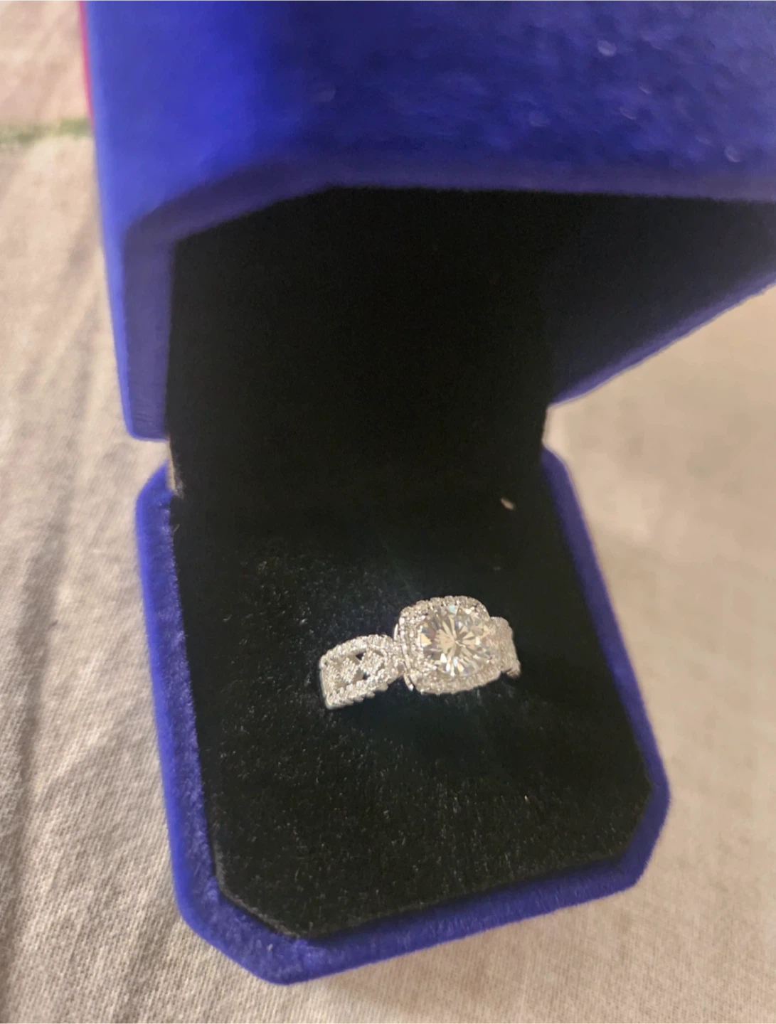 Elegant Silver Ring no box