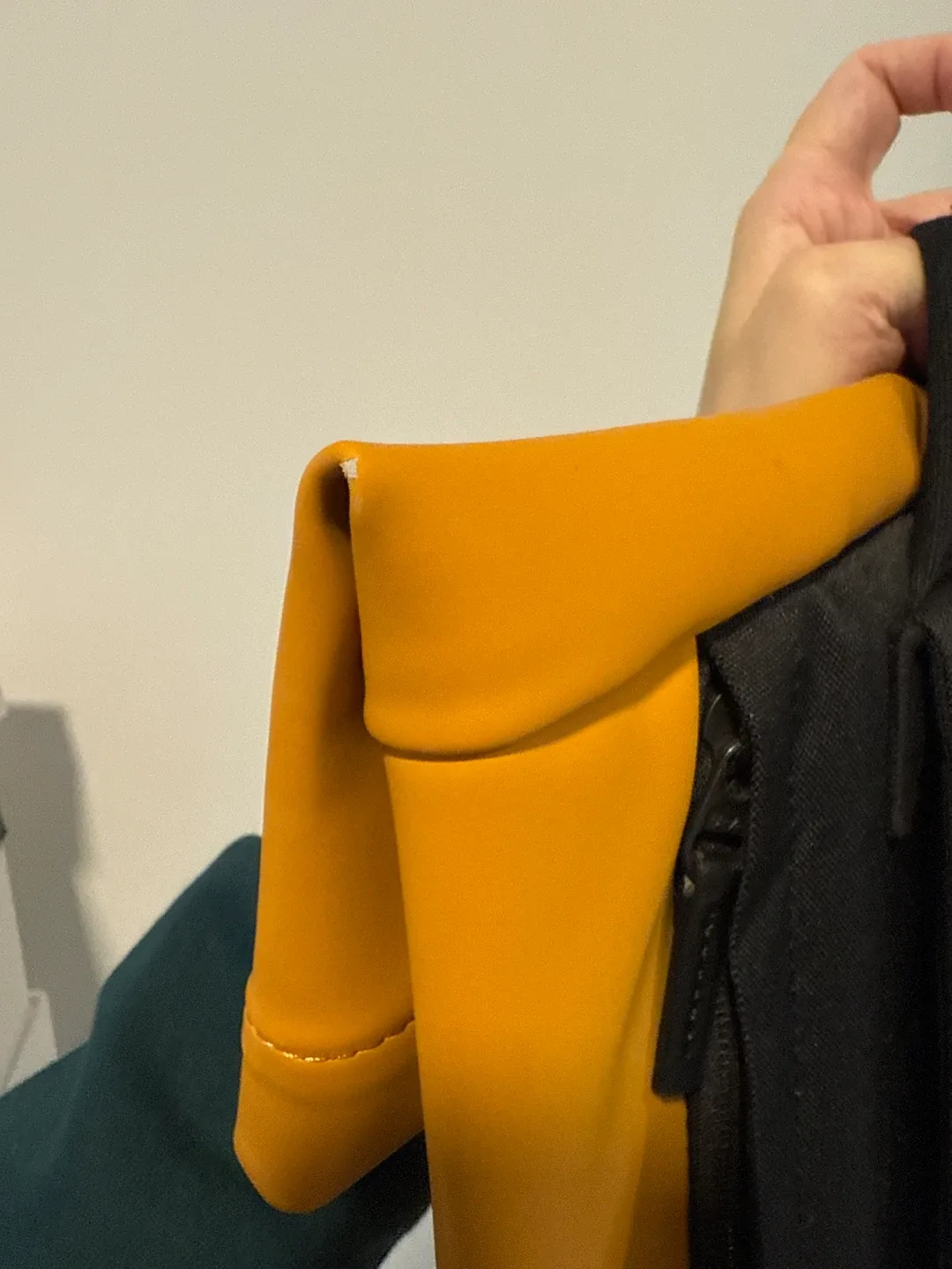 Ucon Acrobatics Juna Backpack - Mustard image indicator(2)