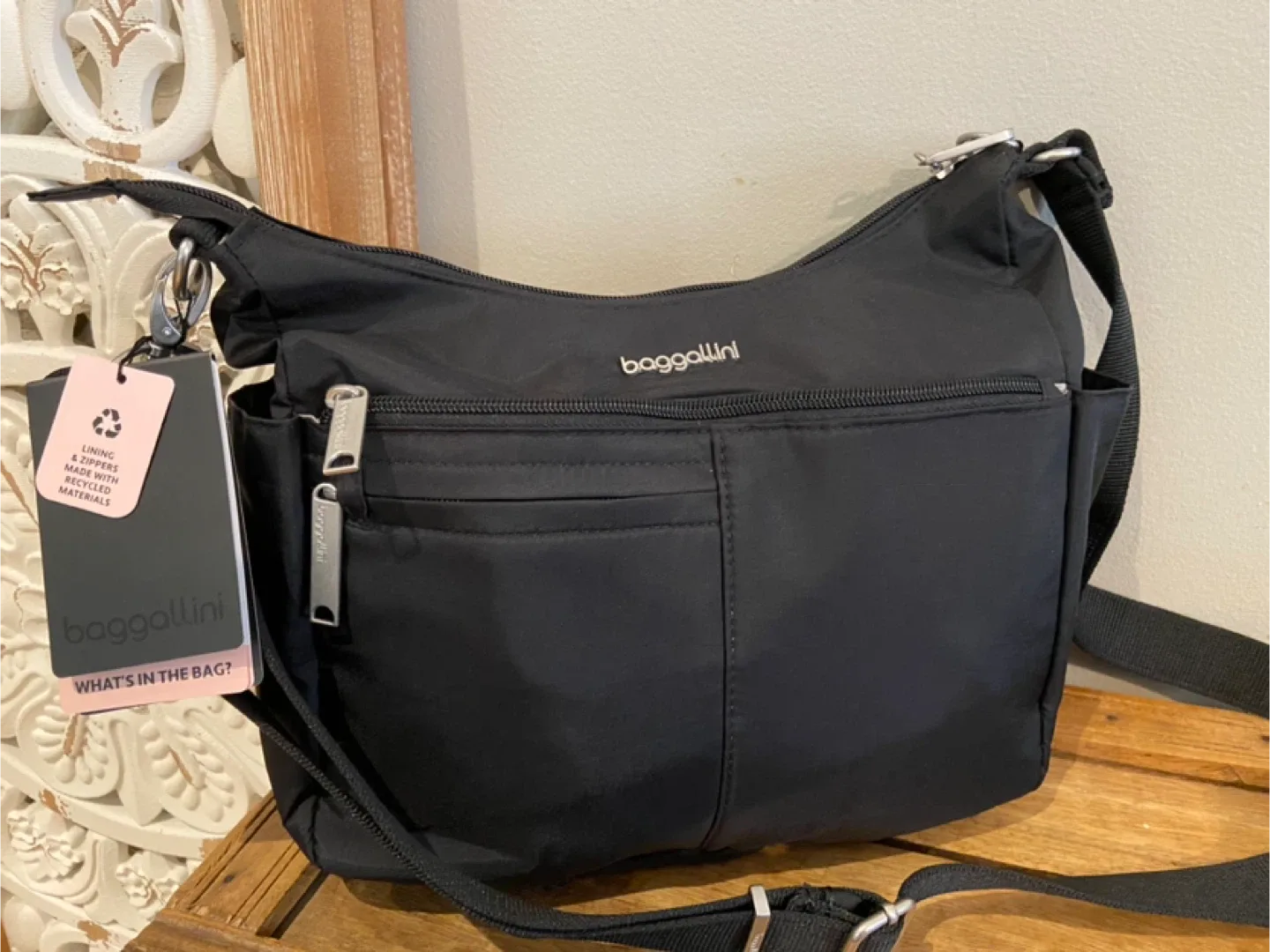 New Baggallini Anti-theft Free Time Crossbody Bag Purse image indicator(8)