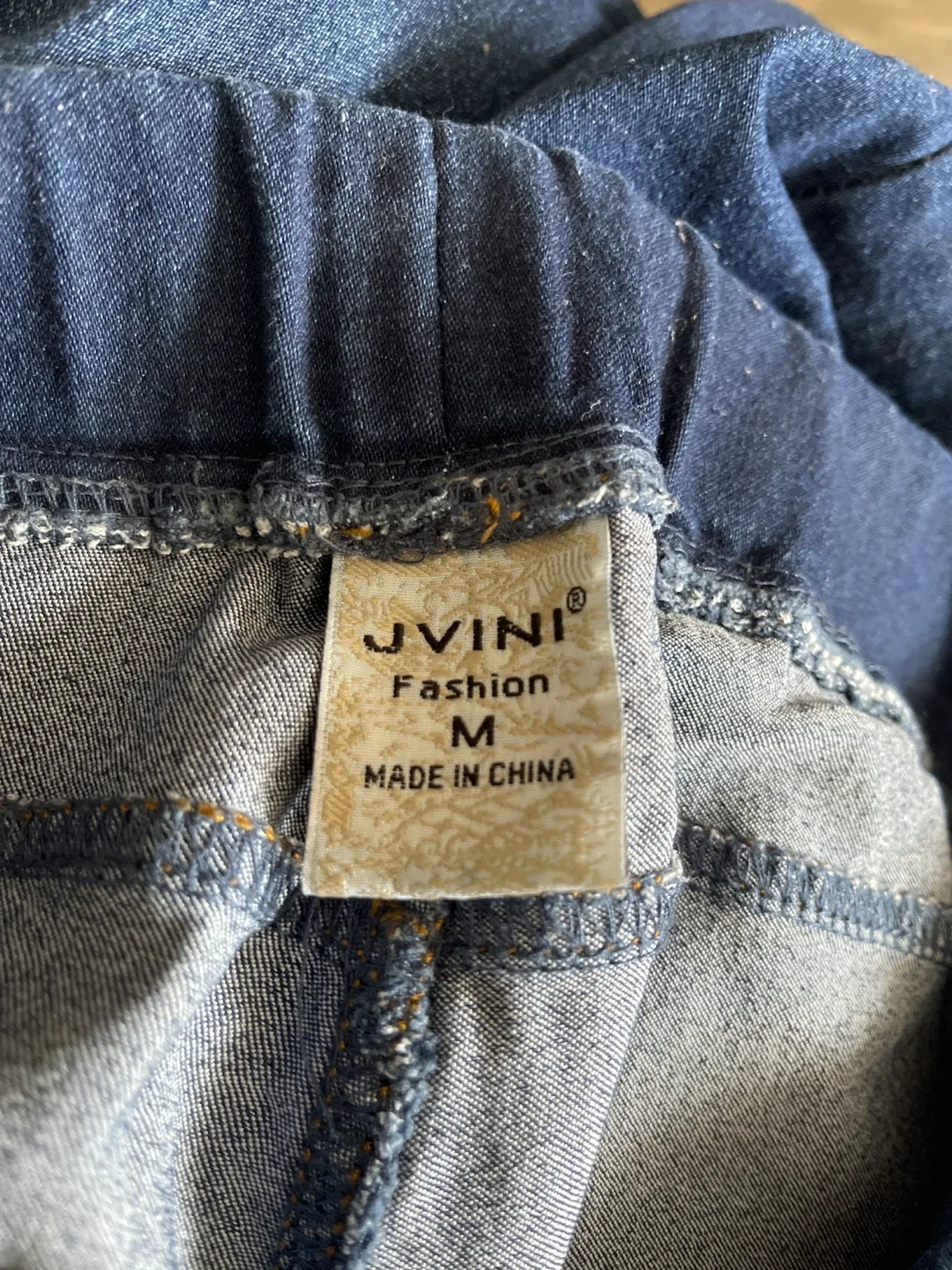 JVINI Fashion Ripped Jeans - Size M image indicator(2)