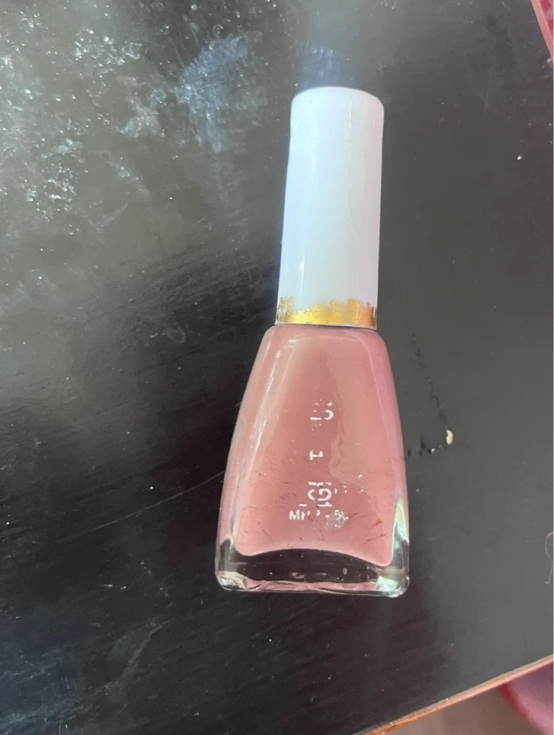 Camilieon Nail Polish - Light Pink Colour thumbnail