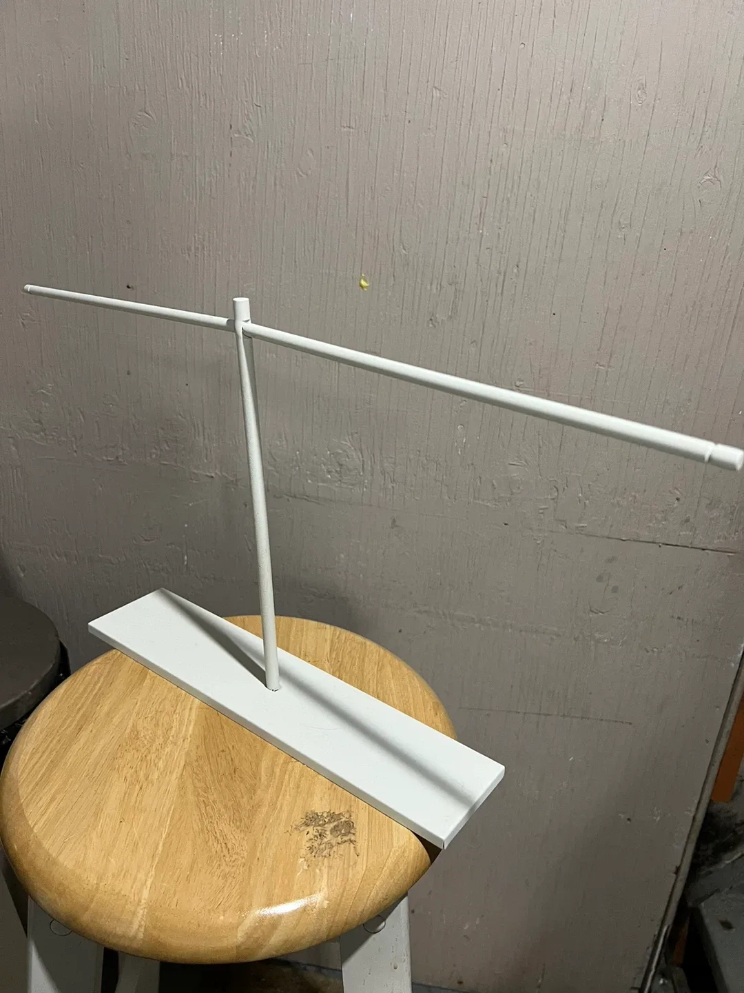 White Metal Jewelry Stand thumbnail