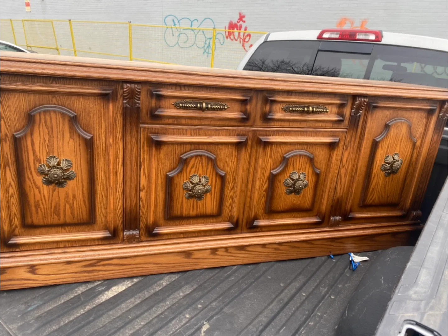 Traditional Carved Wooden Cradenza image indicator(2)