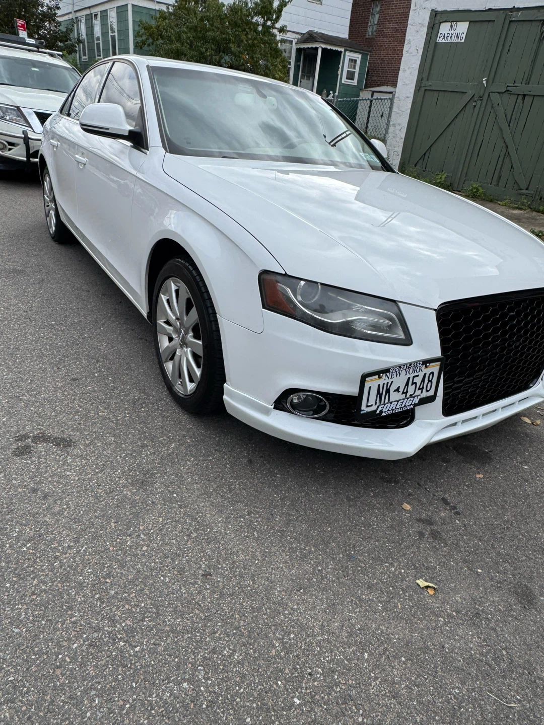 White Audi A4 2.0T Sedan - photo 3