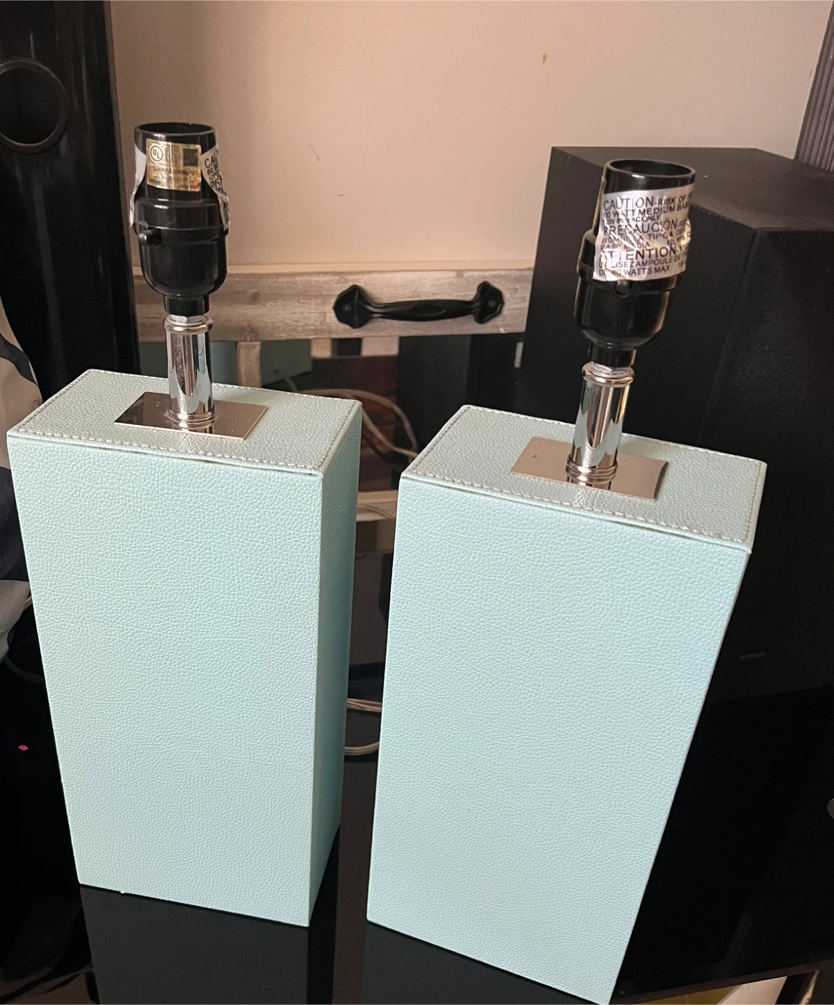 Elegant Designs LC2000-AQU-2PK 2 Pack Modern Leather Table Lamps - photo 2