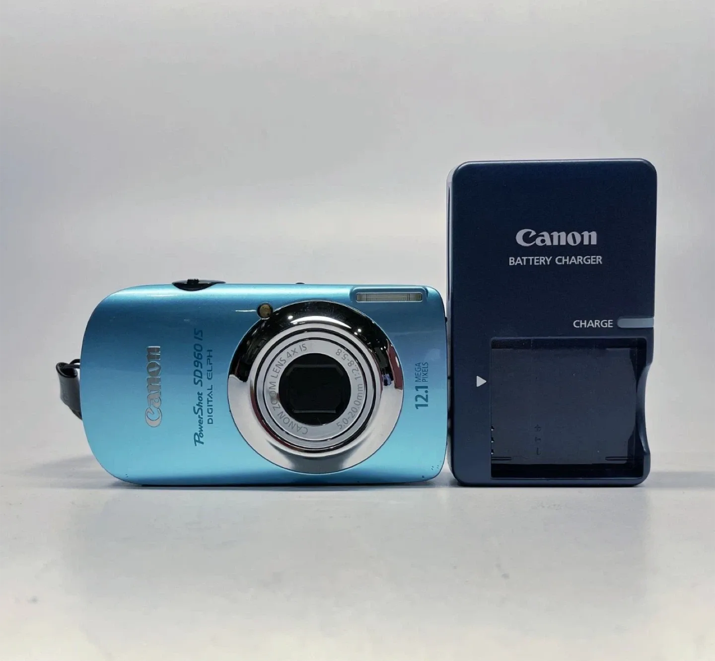 📸💙Canon PowerShot SD960 IS Digital ELPH Camera