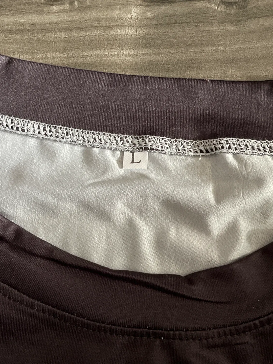 Shirt Size L, 65% Cotton 35% Polyester image indicator(2)