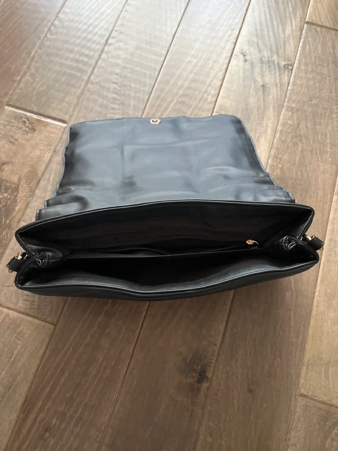 Black Quilted Shoulder Bag with Gold Chain image indicator(2)