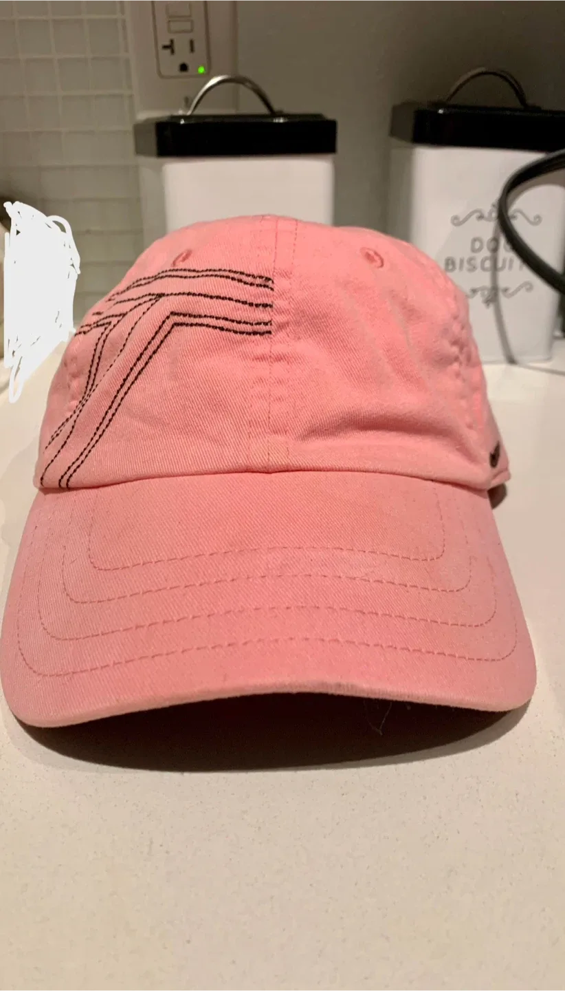 💙🩷 Nike x Blue Jays Baseball Cap image indicator(3)